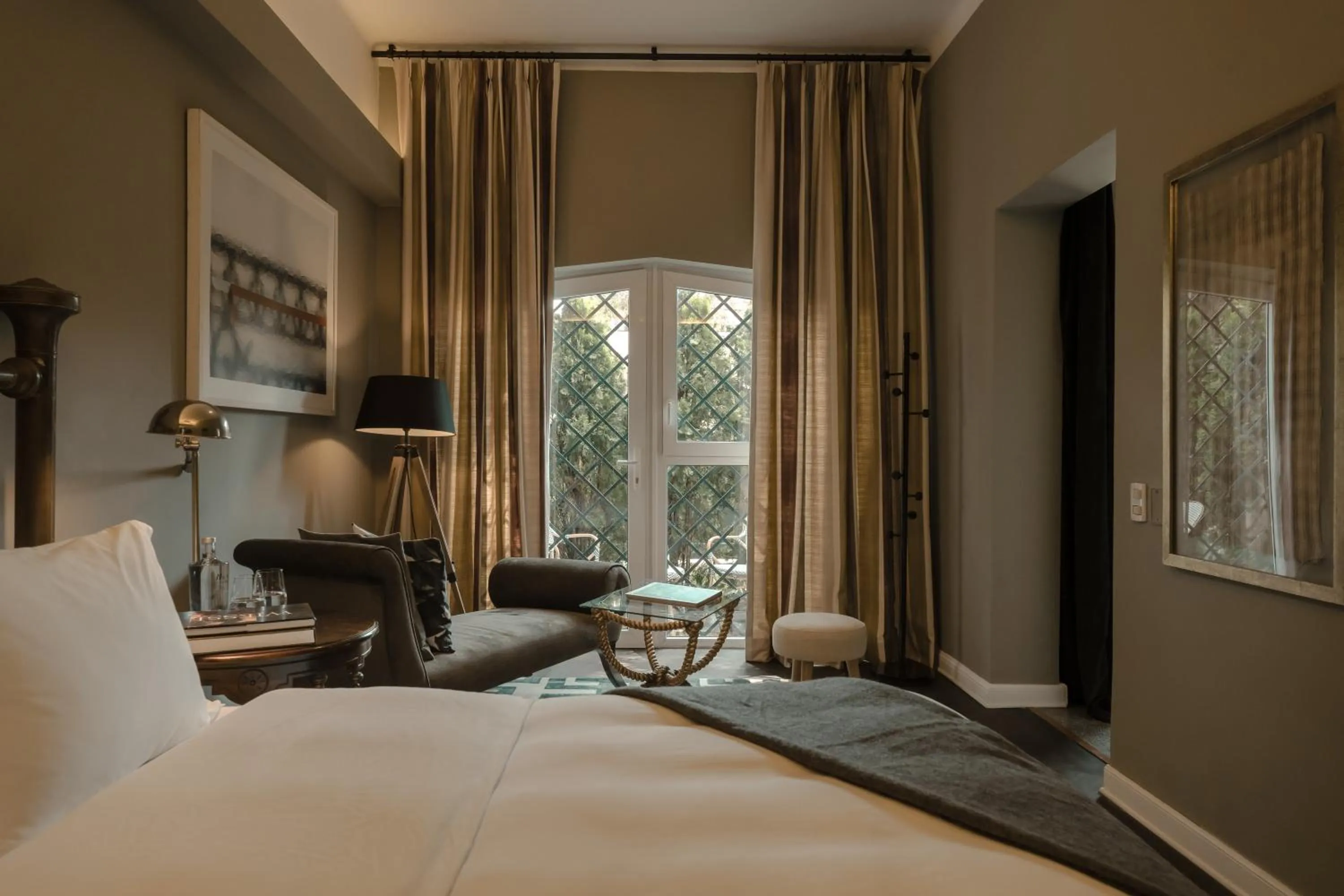 Seating area, Bed in Atemporal by Andean