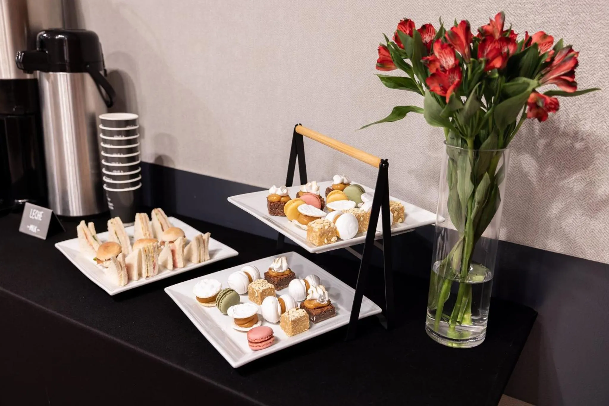 Meeting/conference room in Holiday Inn Express Santiago Las Condes by IHG