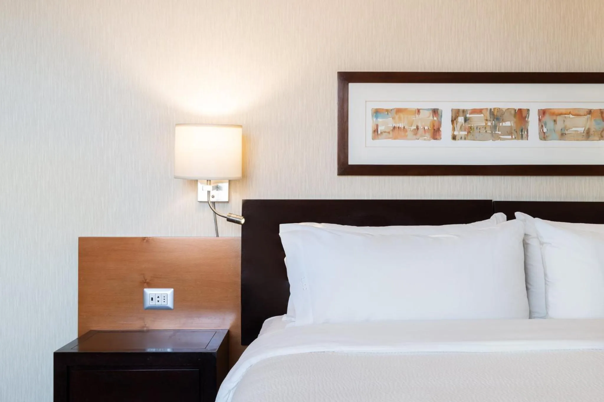 Photo of the whole room, Bed in Holiday Inn Express Santiago Las Condes by IHG
