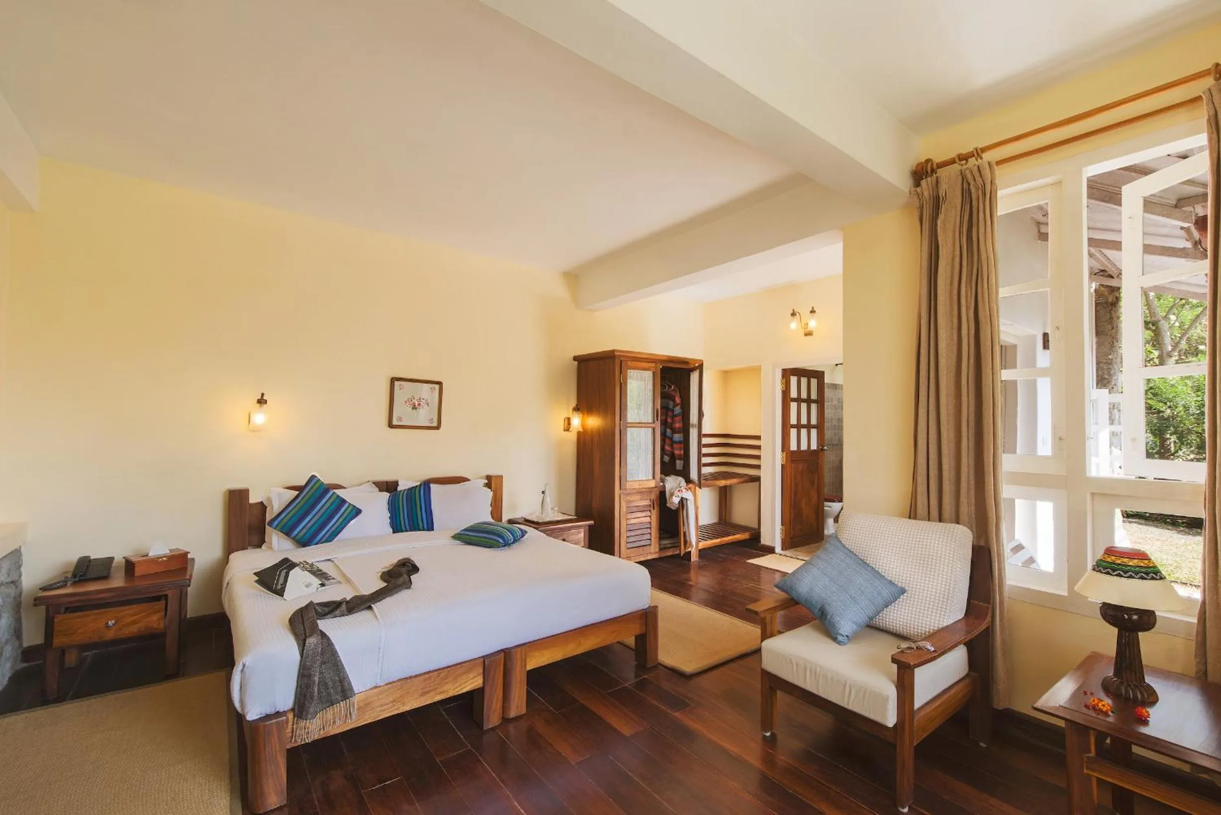 Bed in Windermere Estate