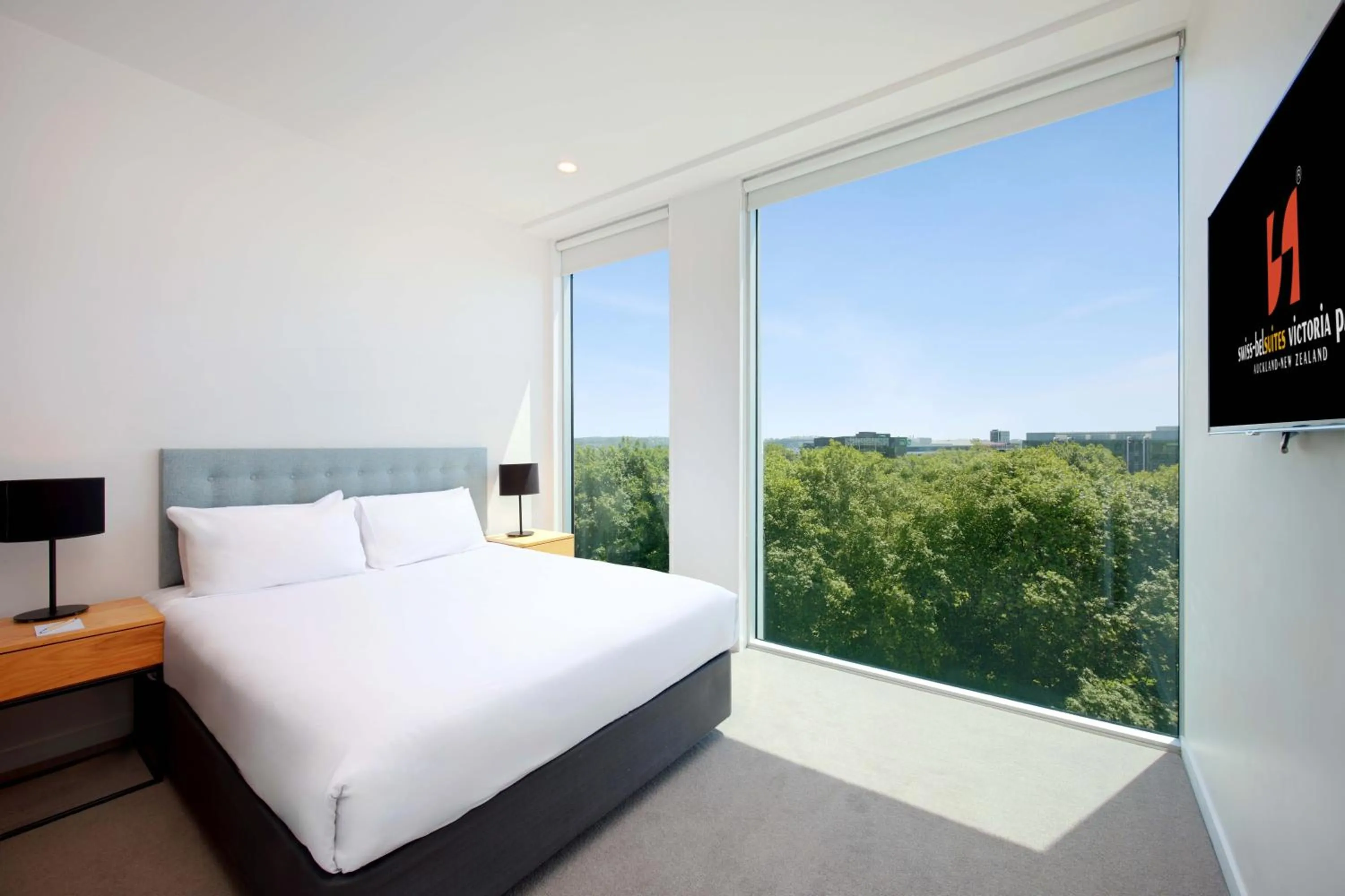 Bed in Swiss-Belsuites Victoria Park Auckland
