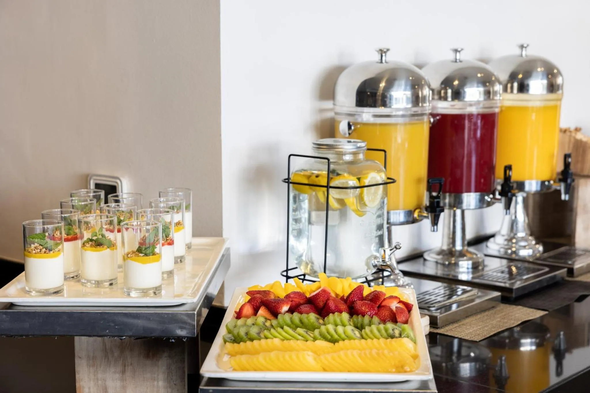 Breakfast in Holiday Inn Santiago - Airport Terminal by IHG