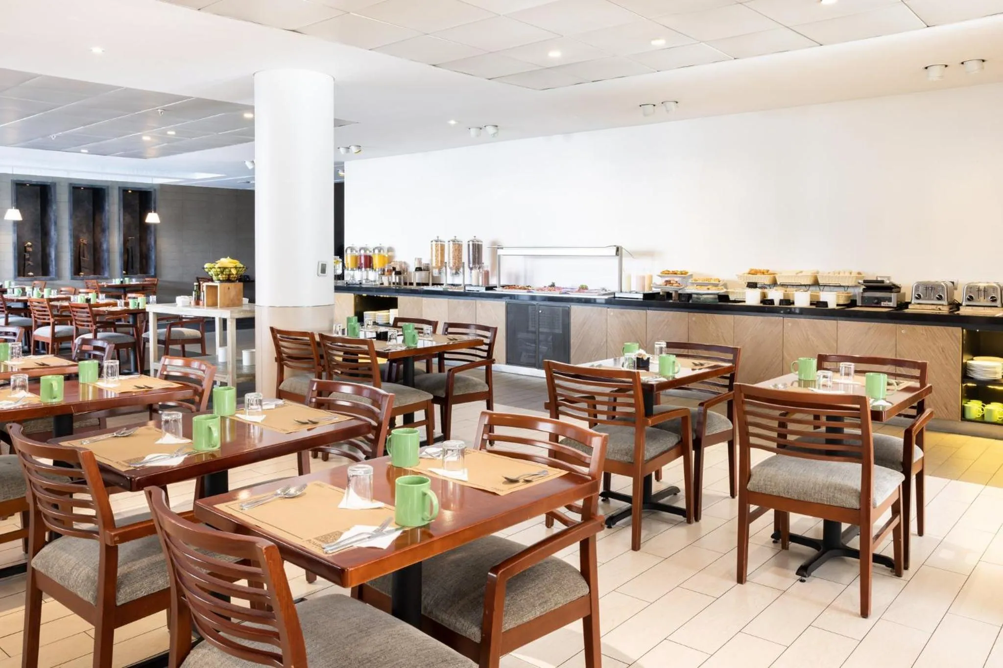 Breakfast in Holiday Inn Santiago - Airport Terminal by IHG