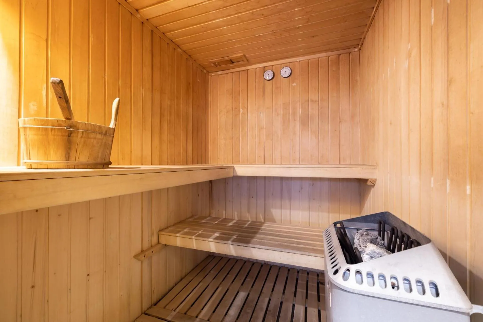 Fitness centre/facilities in Holiday Inn Santiago - Airport Terminal by IHG