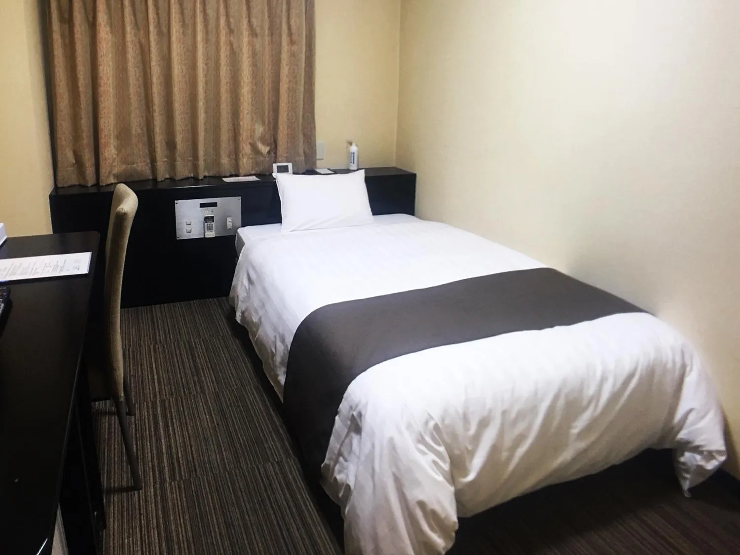 Photo of the whole room, Bed in High Set HOTEL SHIZUOKA Inter