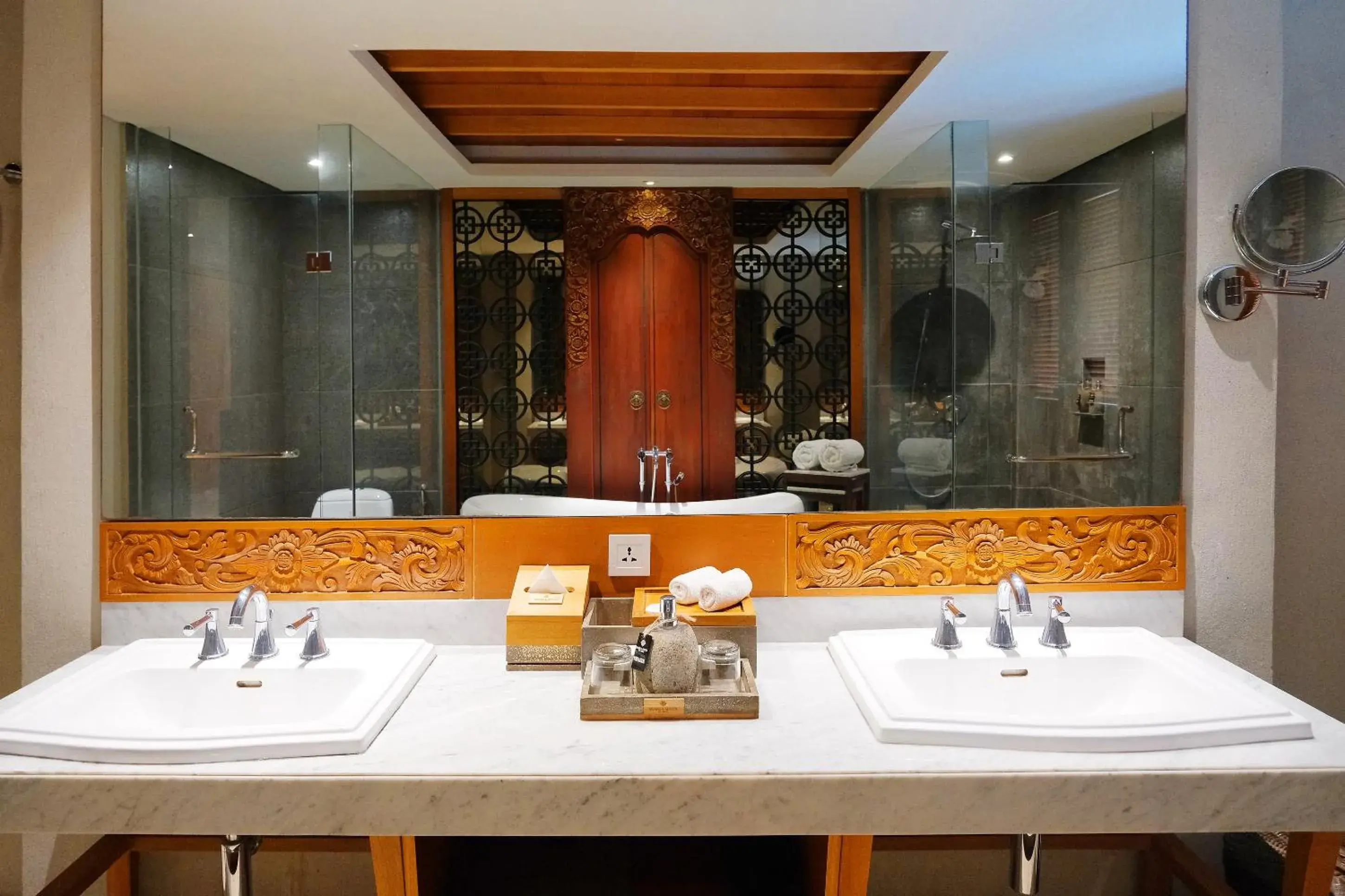 Berawa Royal Suite Ocean Front in Swarga Suites Bali Berawa, Marclan Collection Berawa Royal Suite Ocean Front in Swarga Suites Bali Berawa, Marclan Collection