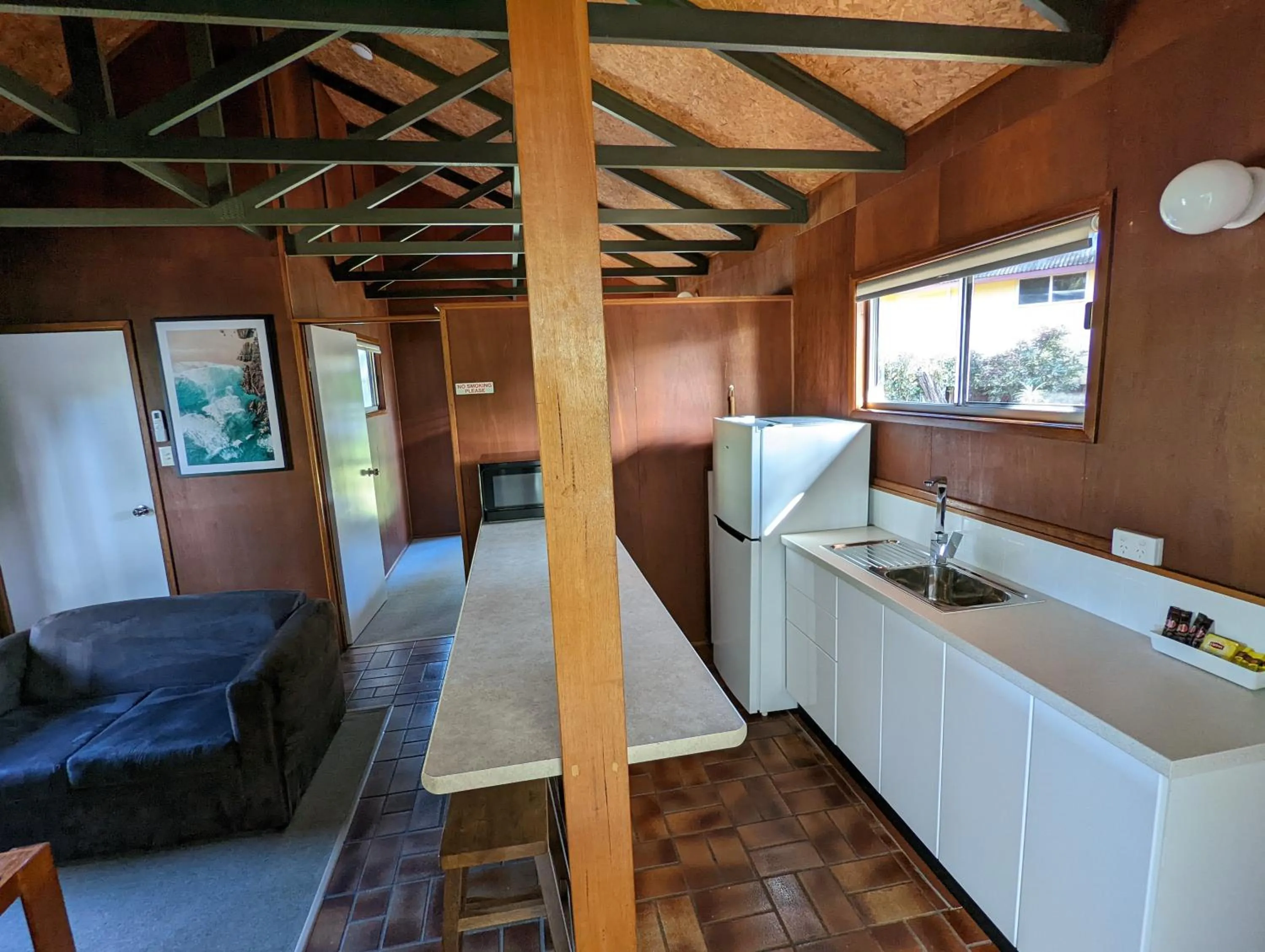 Kitchen or kitchenette in Gumnut Glen Cabins