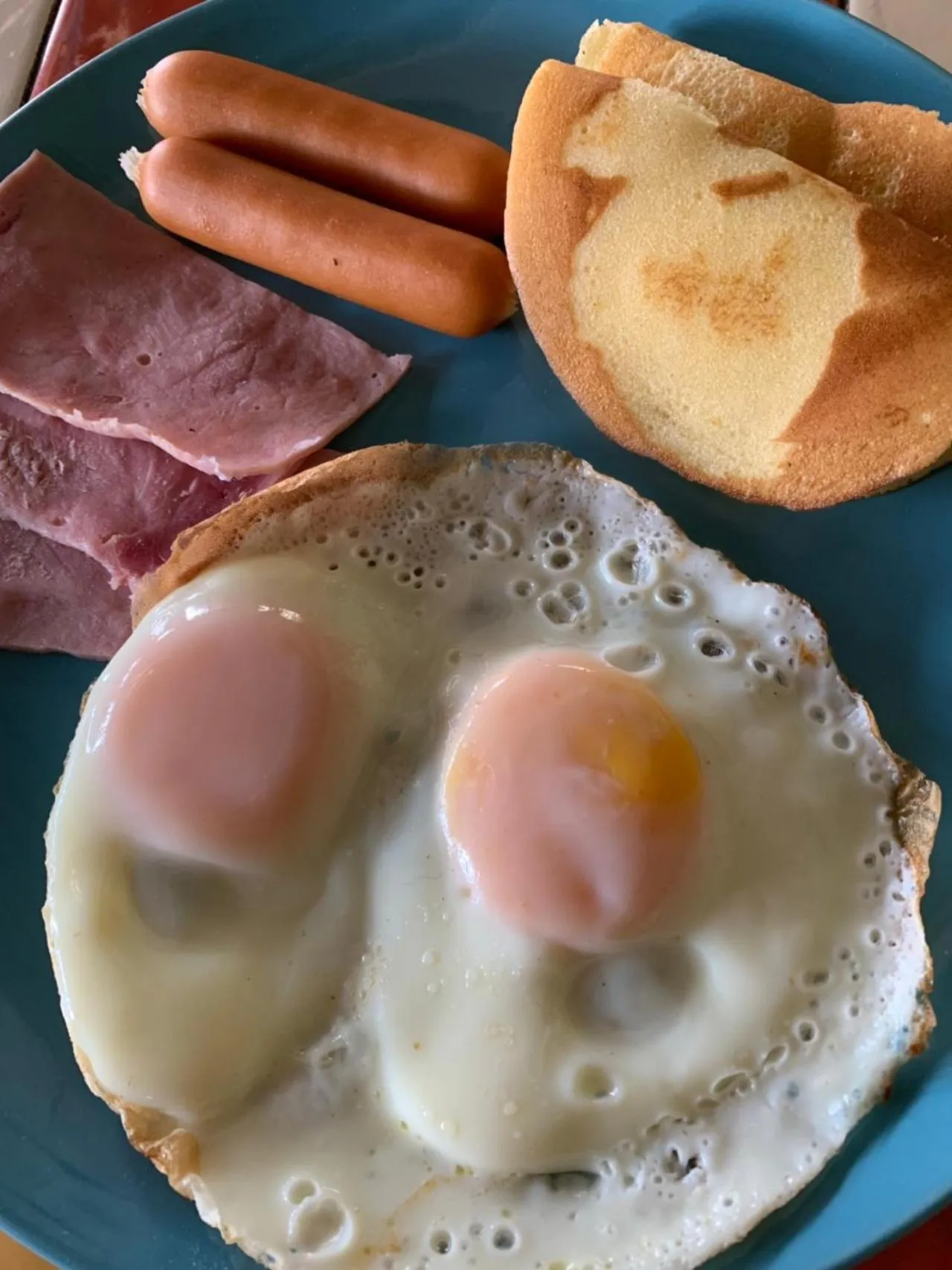 Food and drinks in Chiangmai HomeTeL