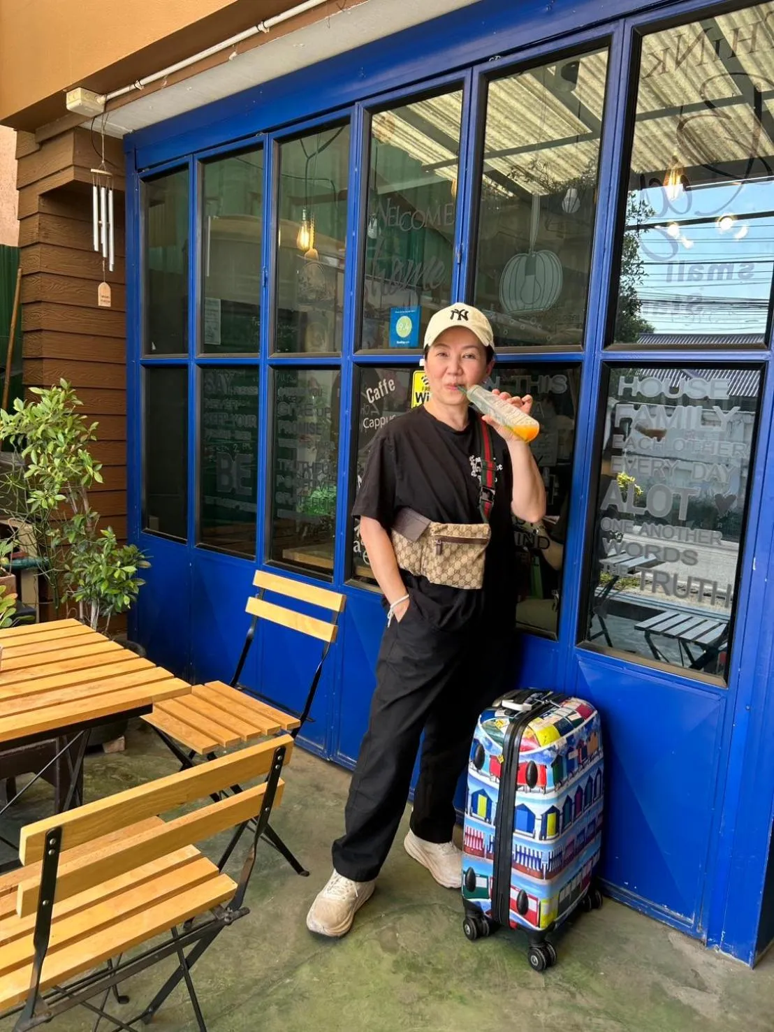 Property building in Chiangmai HomeTeL