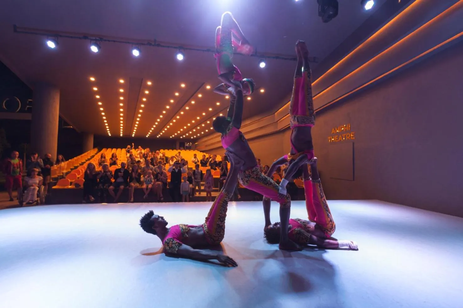 Evening entertainment in Bosphorus Sorgun Hotel - Ultra All Inclusive