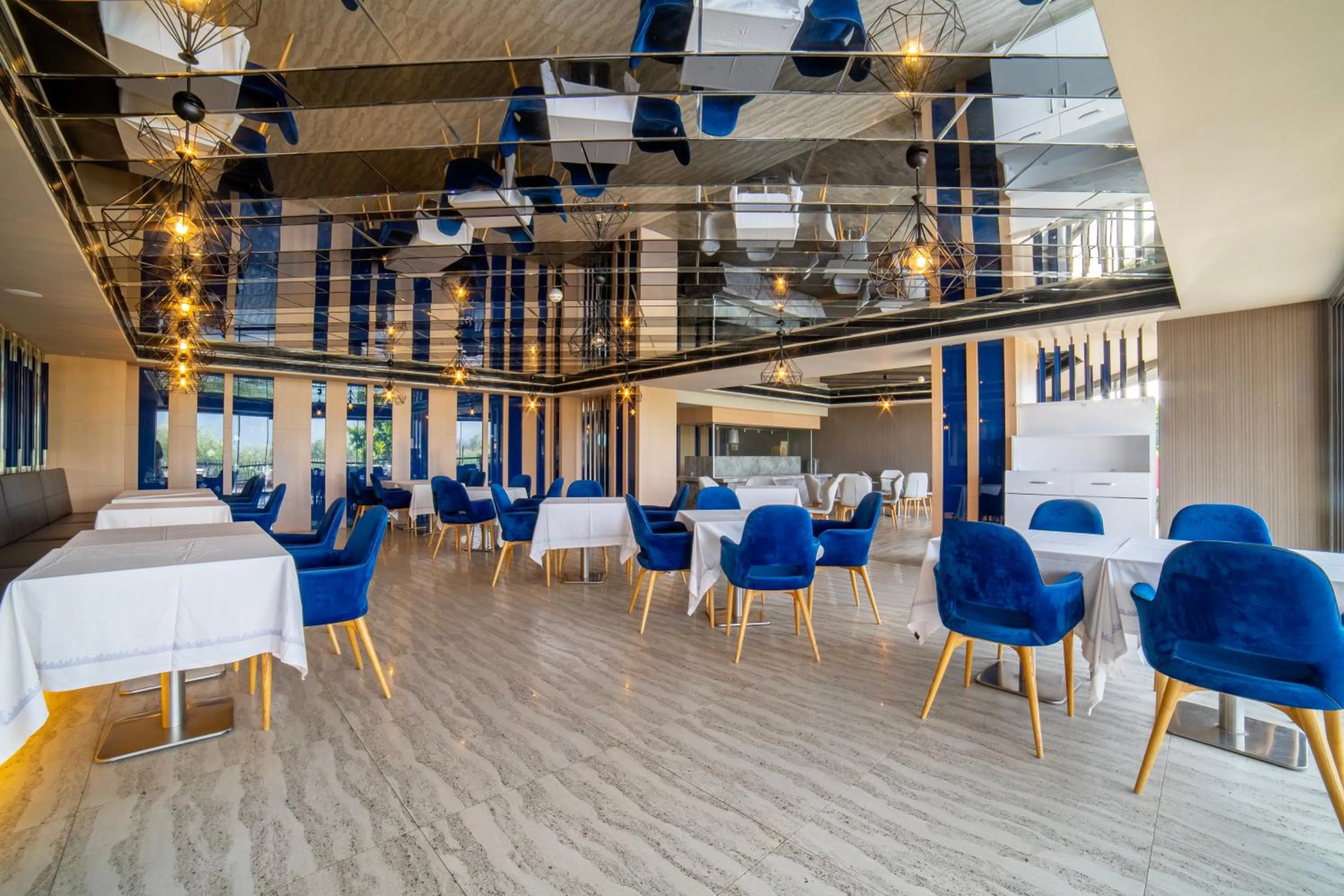 Restaurant/places to eat in Bosphorus Sorgun Hotel - Ultra All Inclusive