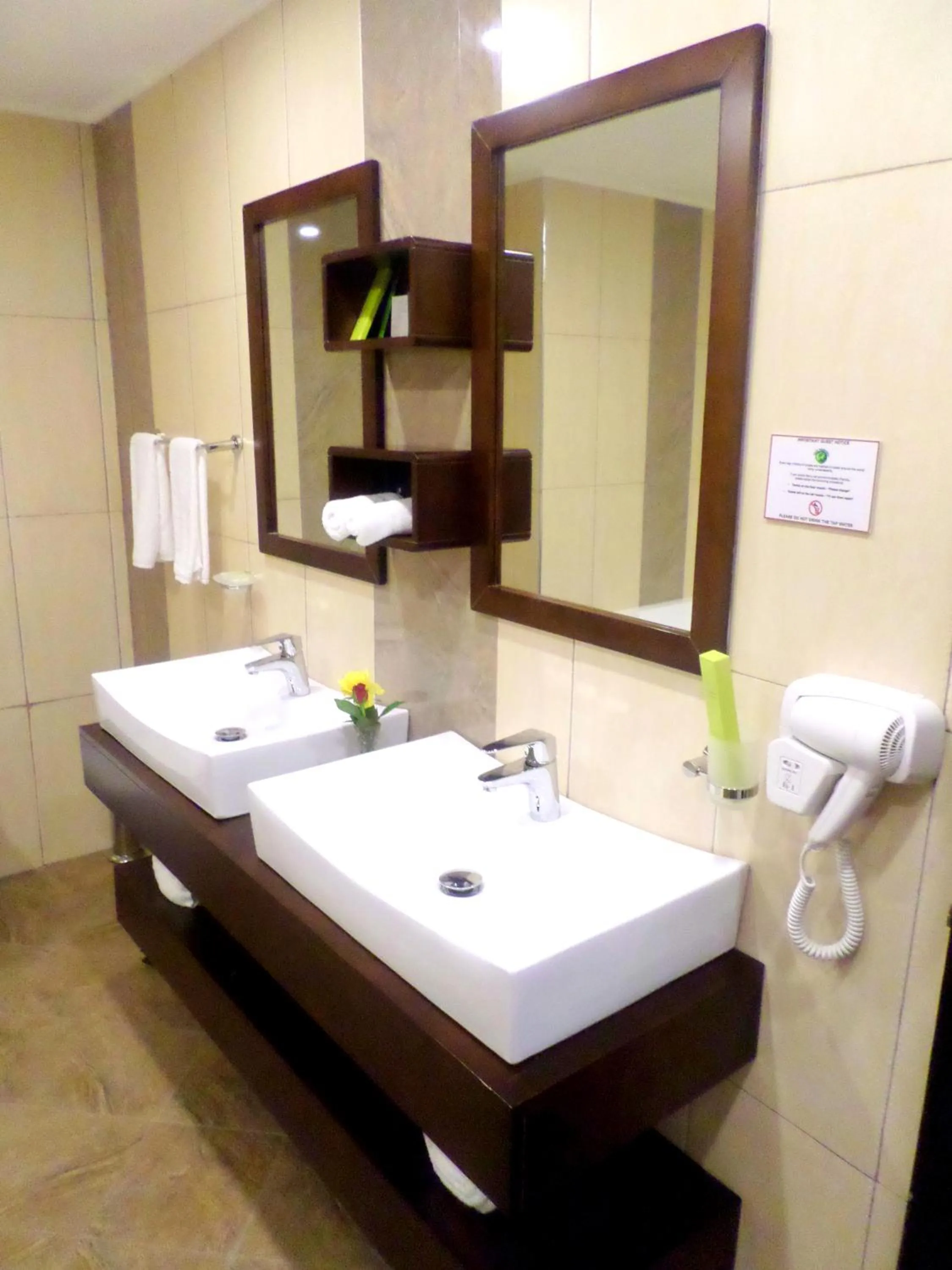 Bathroom in Best Western Premier Garden Hotel Entebbe