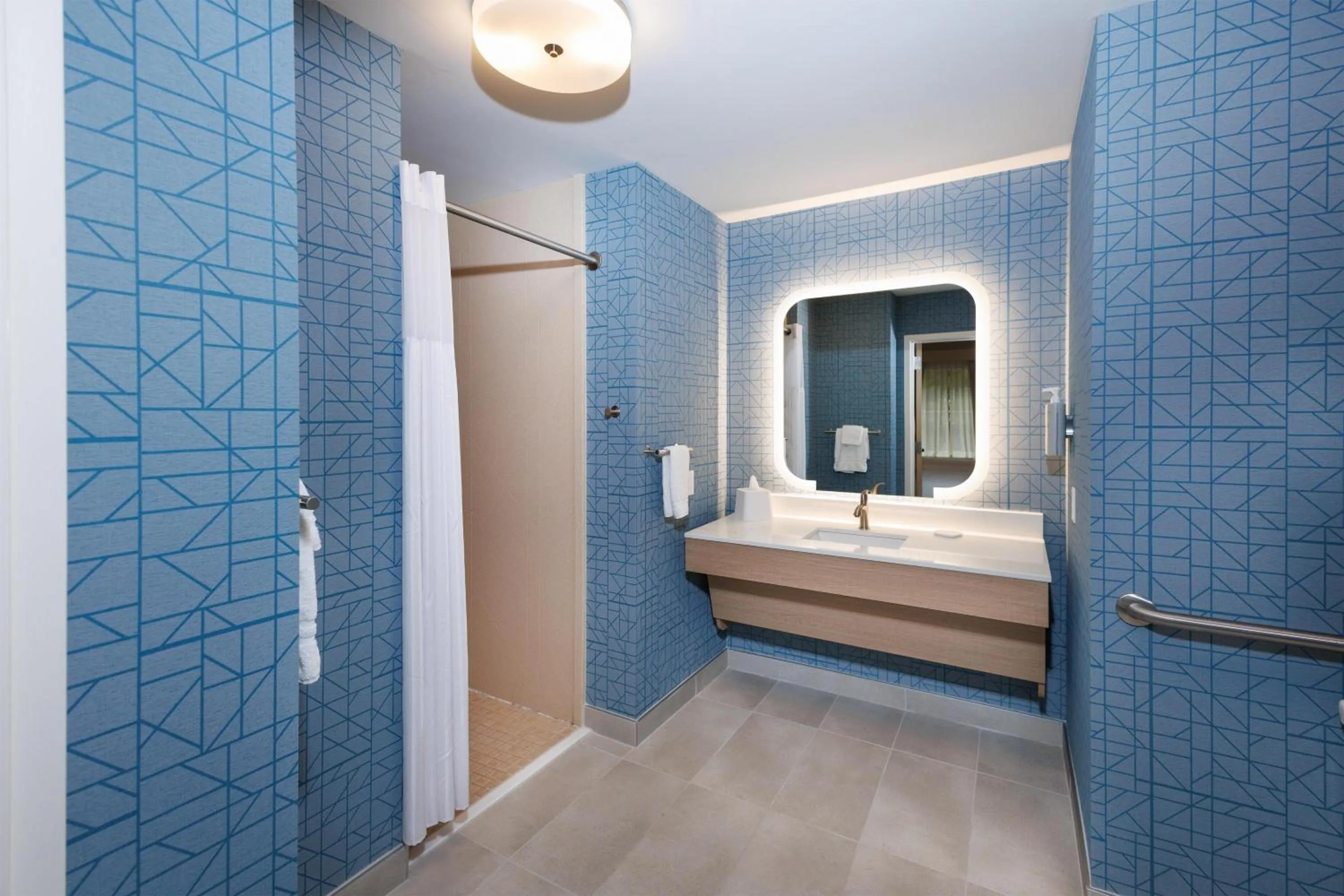 Bathroom in Homewood Suites by Hilton Rochester - Victor