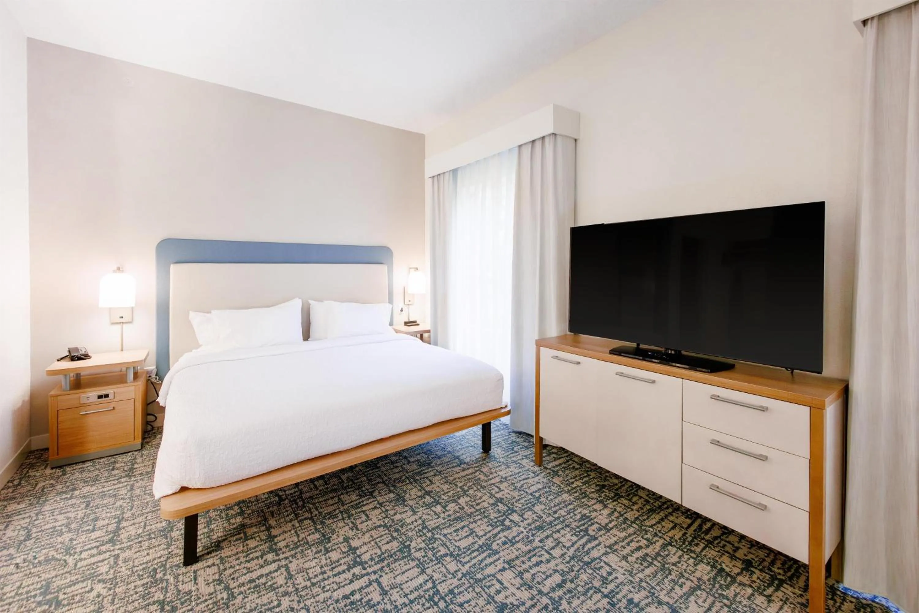 Bed in Homewood Suites by Hilton Rochester - Victor