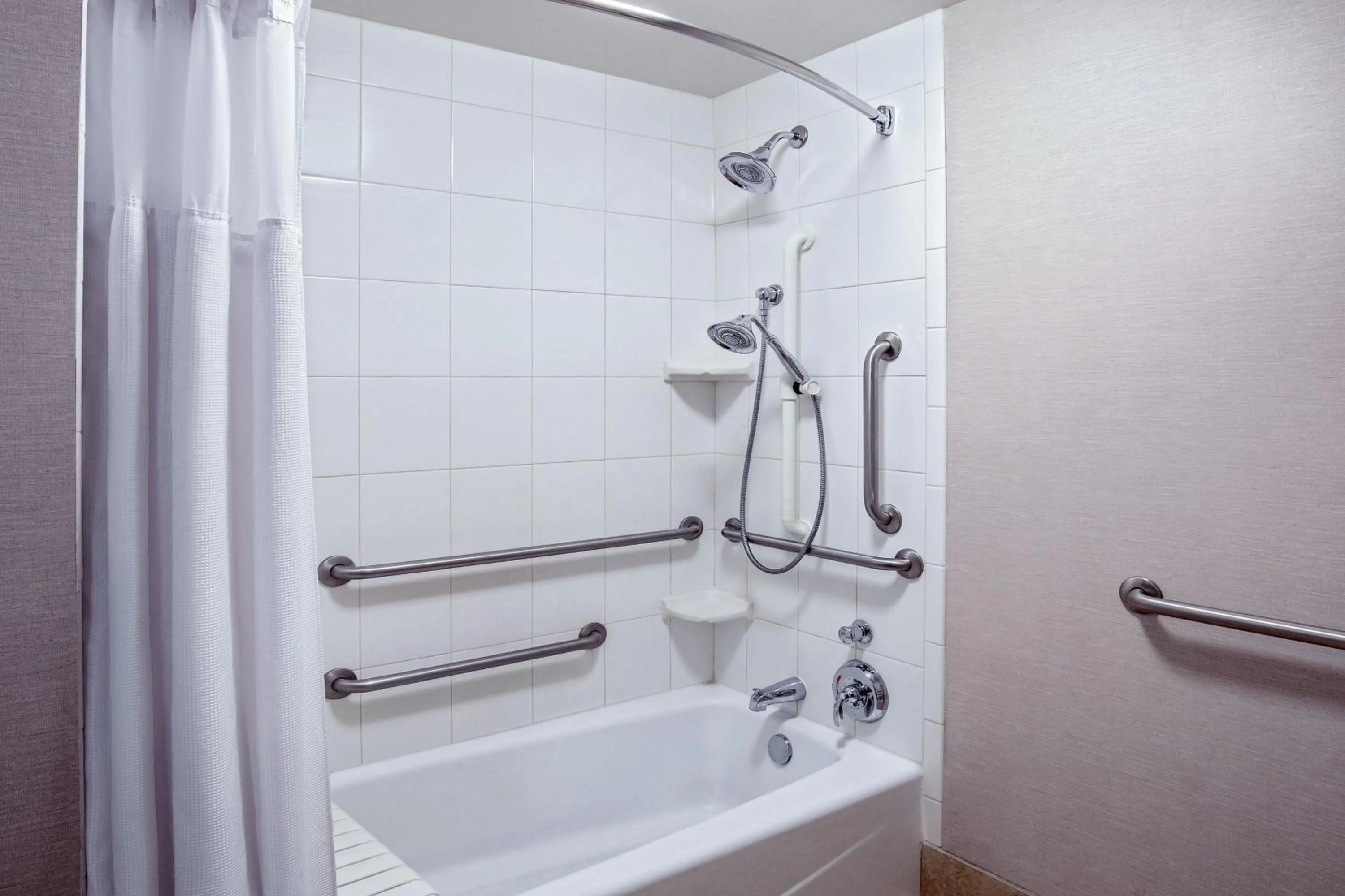 Bedroom in Residence Inn by Marriott Birmingham Downtown UAB