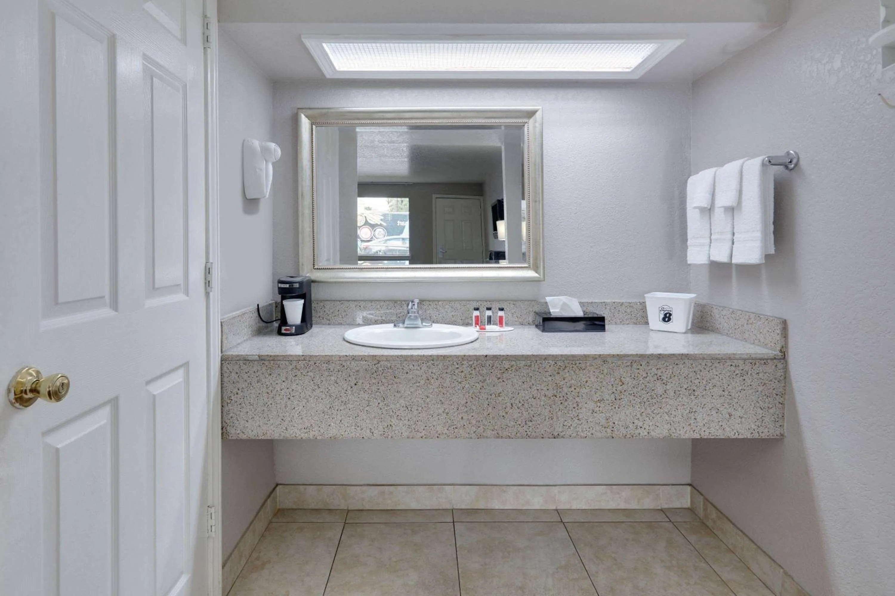 Bathroom in Super 8 by Wyndham San Antonio Pearl District Downtown