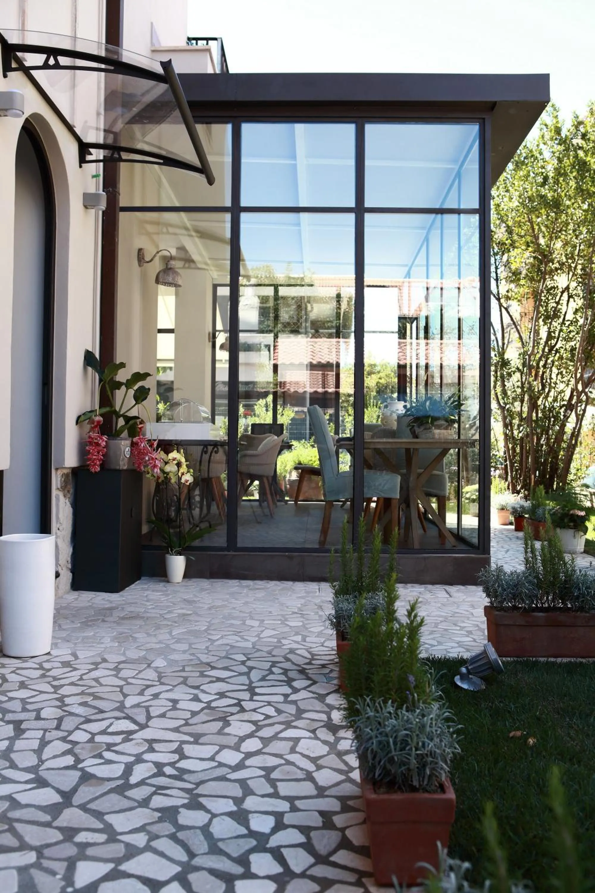 Communal lounge/ TV room in Casa Fioravanti