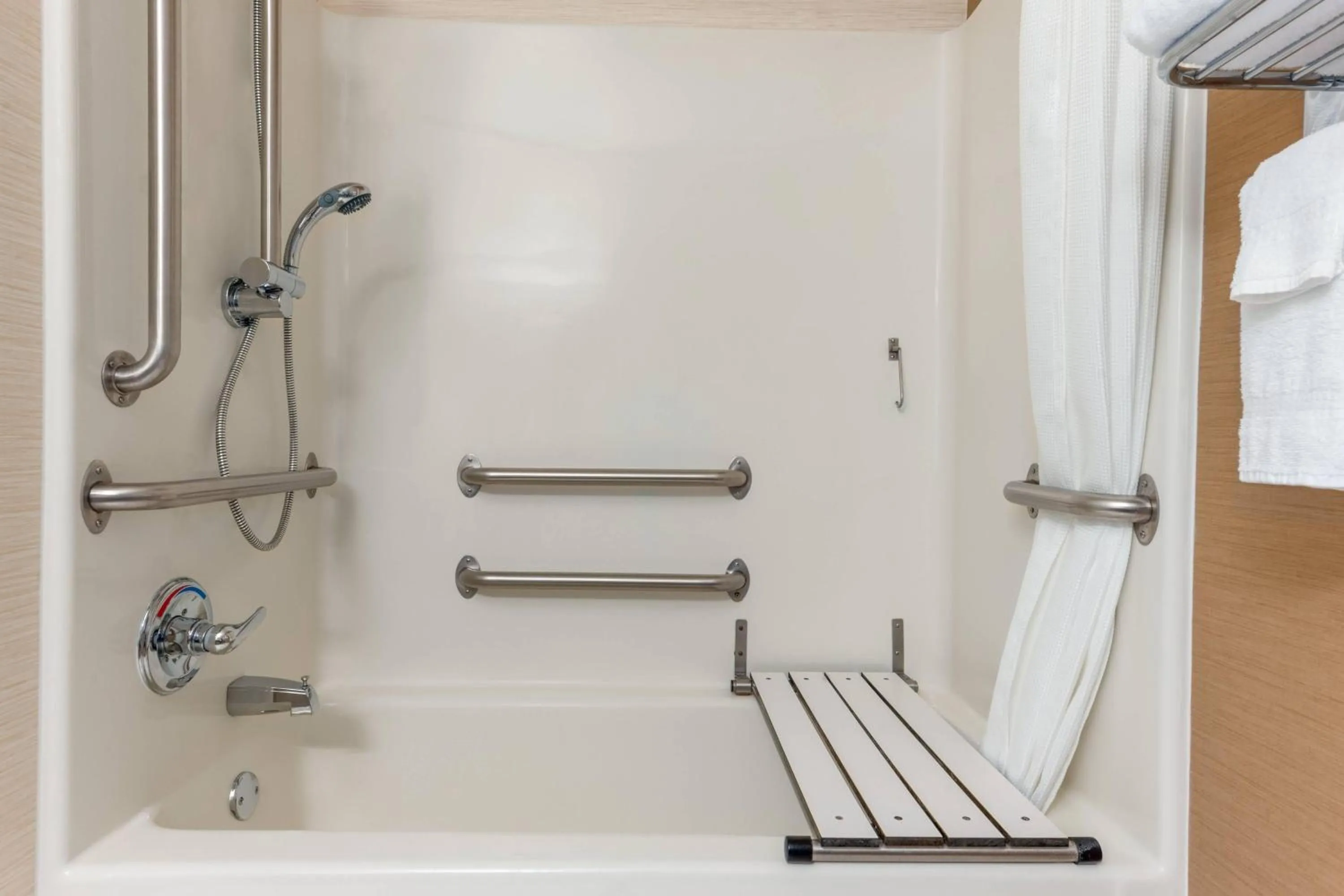 Bathroom in Fairfield Inn & Suites Stevens Point