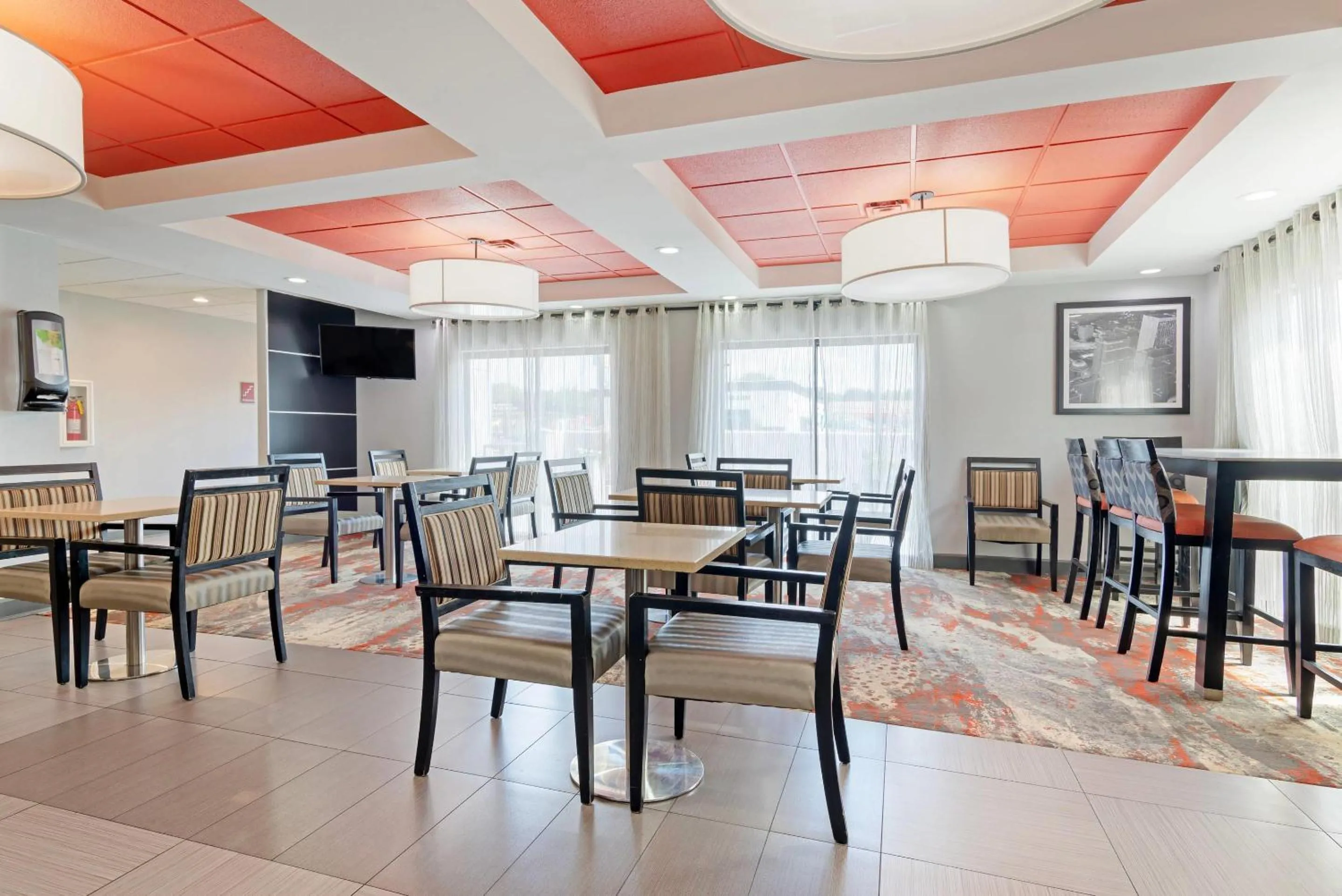 Breakfast in Comfort Inn & Suites Carrollton