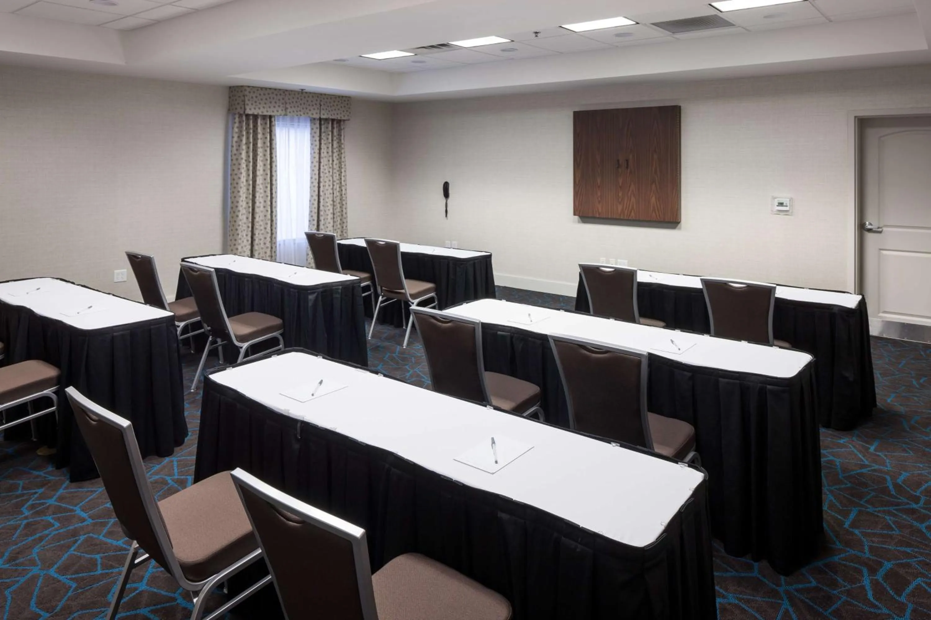 Meeting/conference room in Hampton Inn & Suites Panama City Beach-Pier Park Area