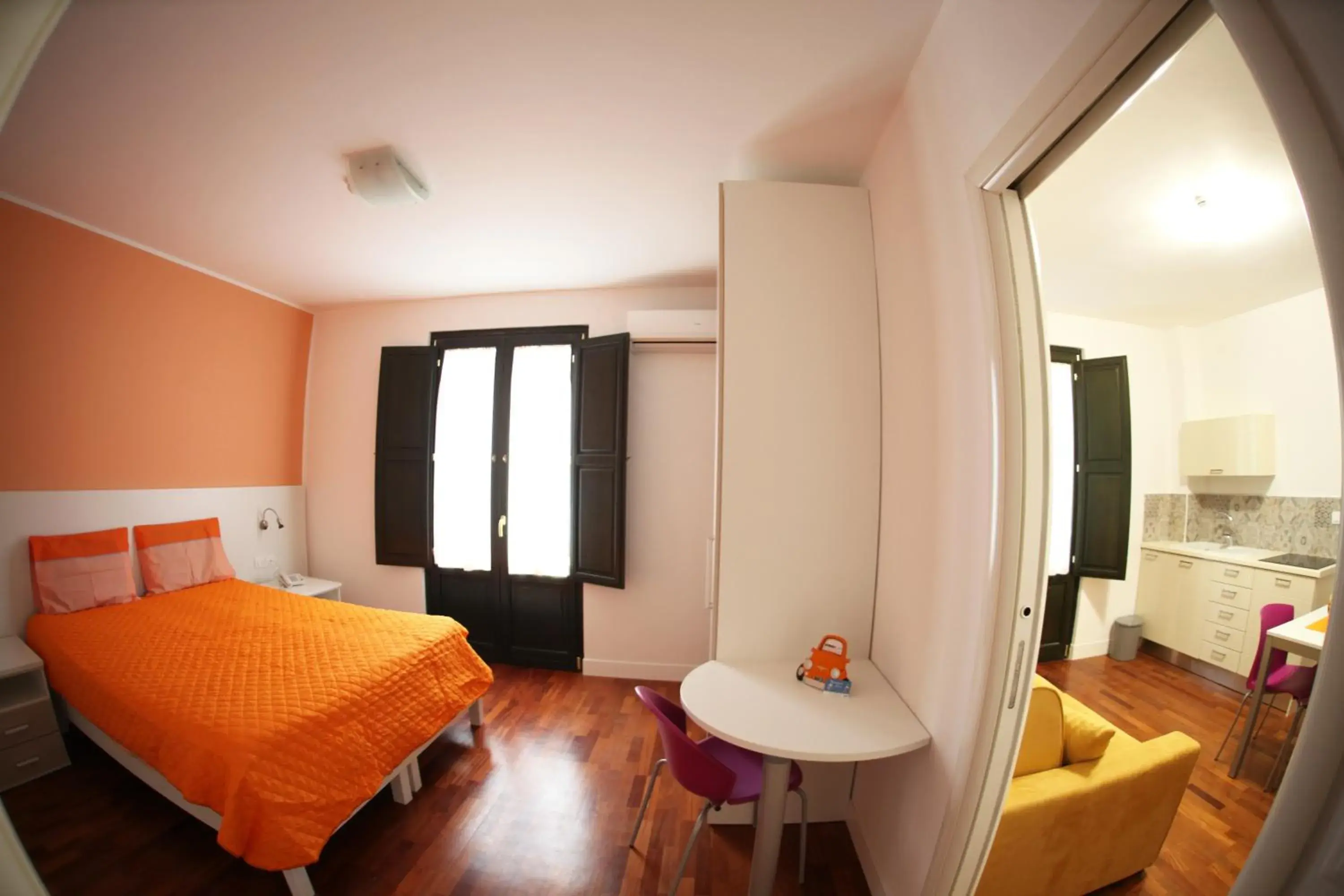 Apartment (2 Adults + 2 Children) in RTA Palazzo Judica Apartment (2 Adults + 2 Children) in RTA Palazzo Judica