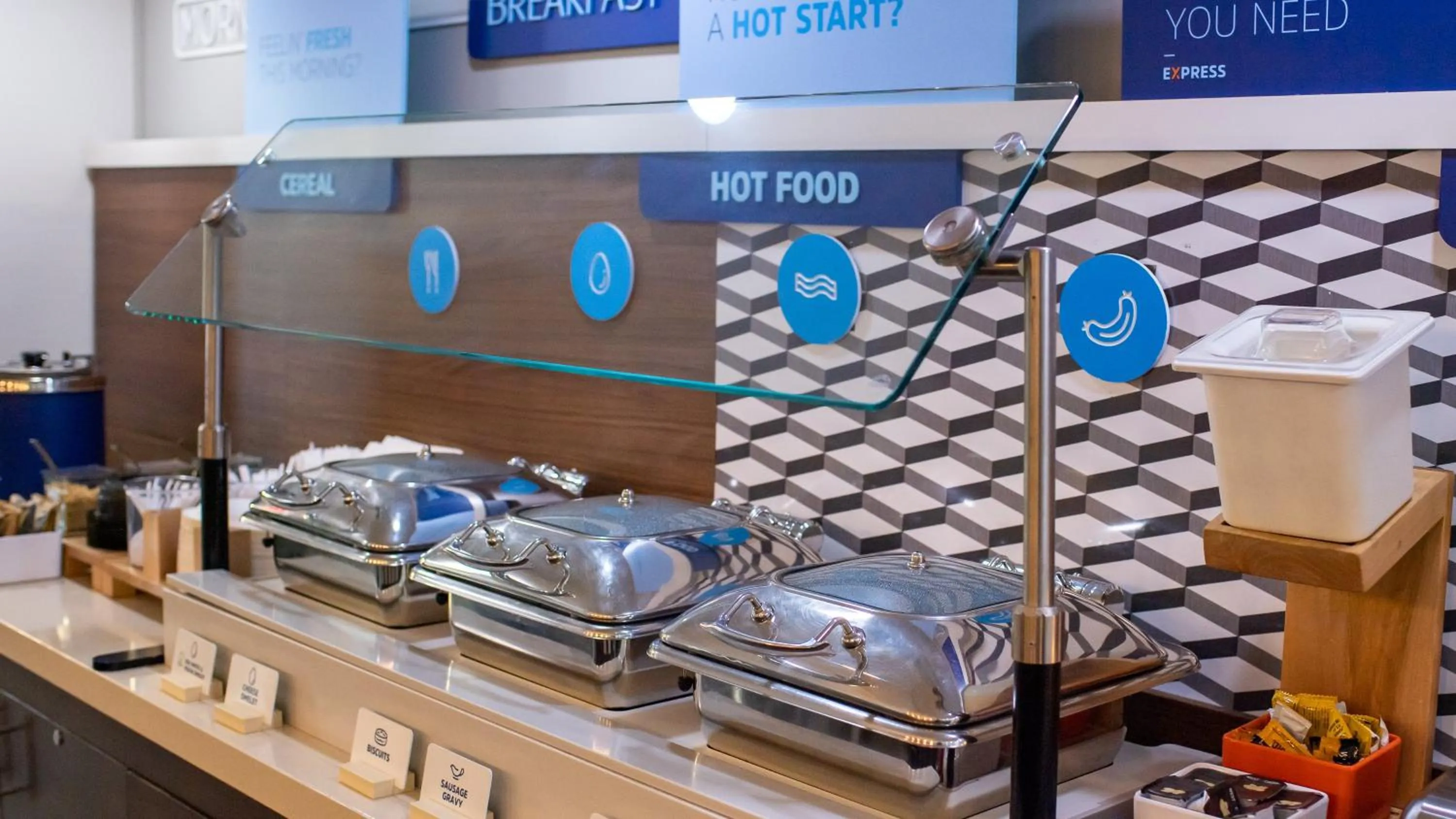 Breakfast in Holiday Inn Express Hickory - Hickory Mart by IHG