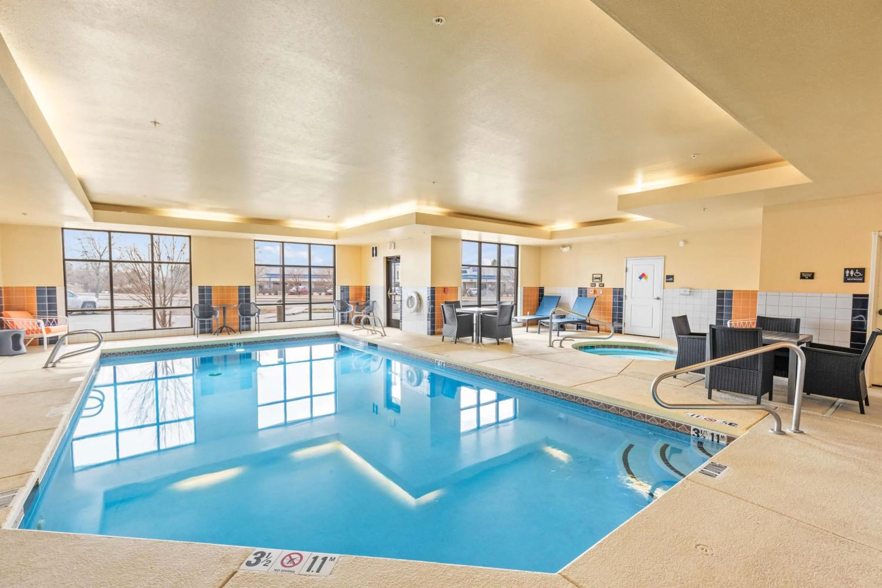 Pool view in Hampton Inn Denver Northeast-Brighton