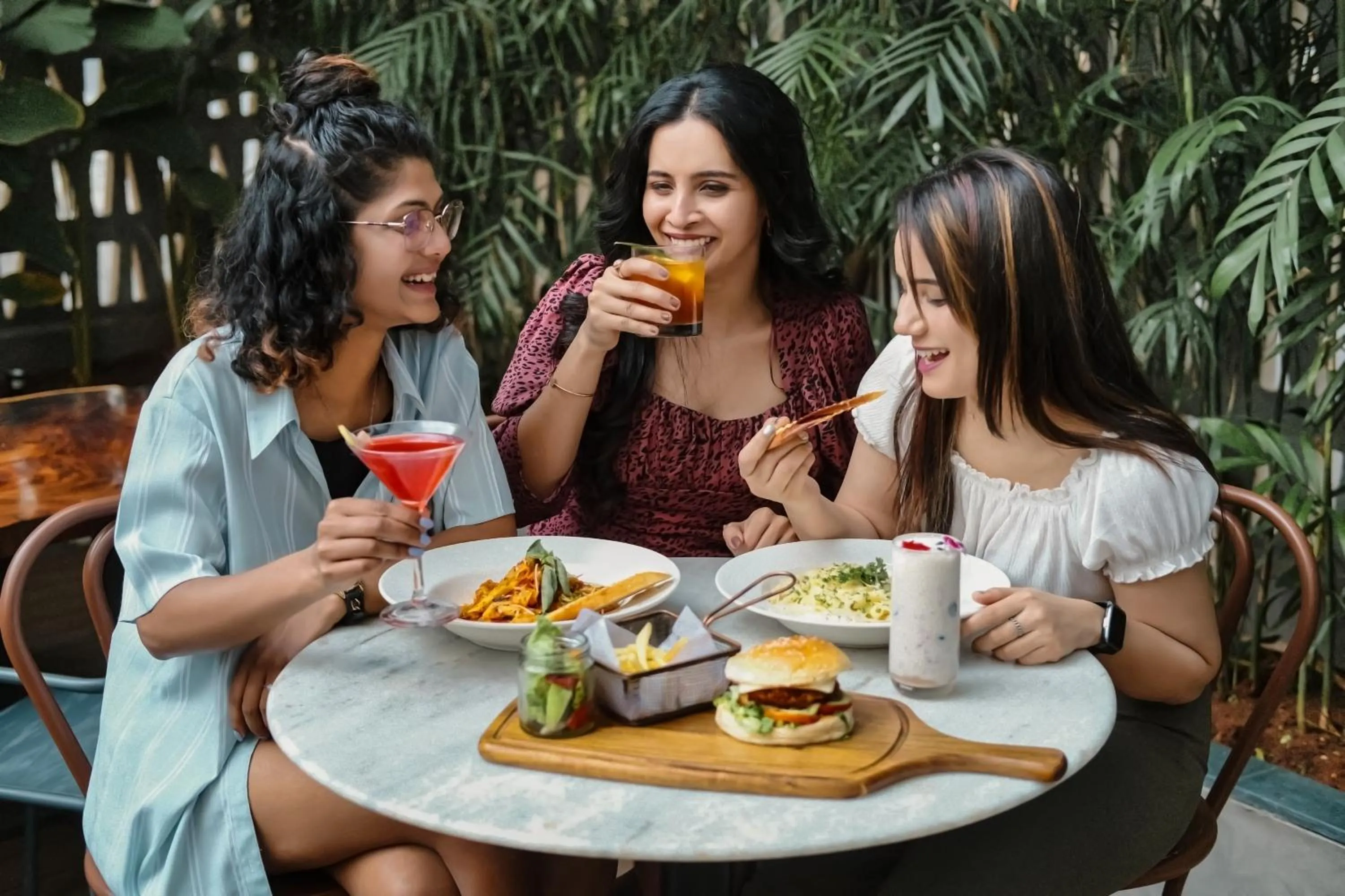 Restaurant/places to eat in Grand Mercure Bangalore - An Accor Brand