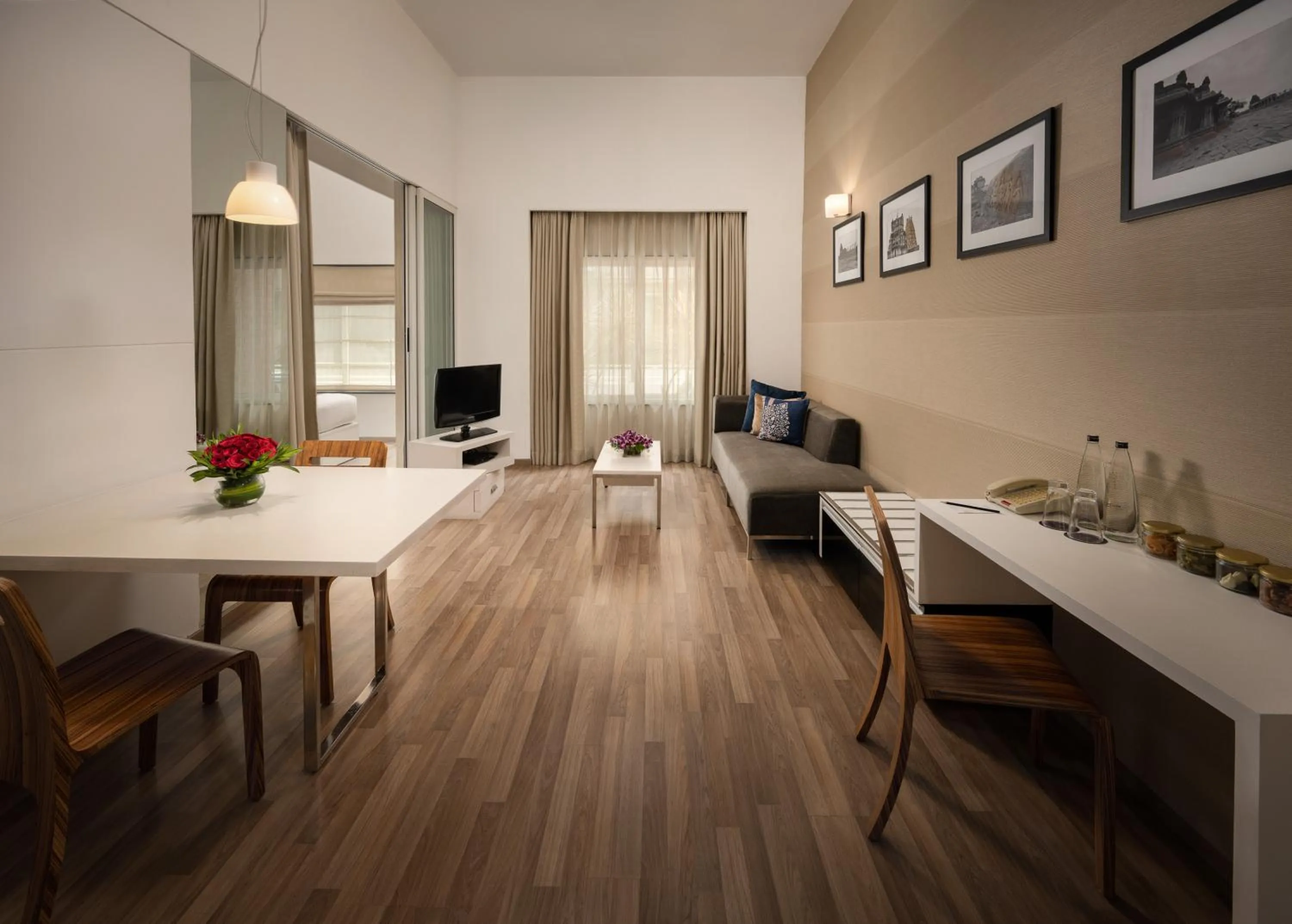 TV and multimedia in Grand Mercure Bangalore - An Accor Brand