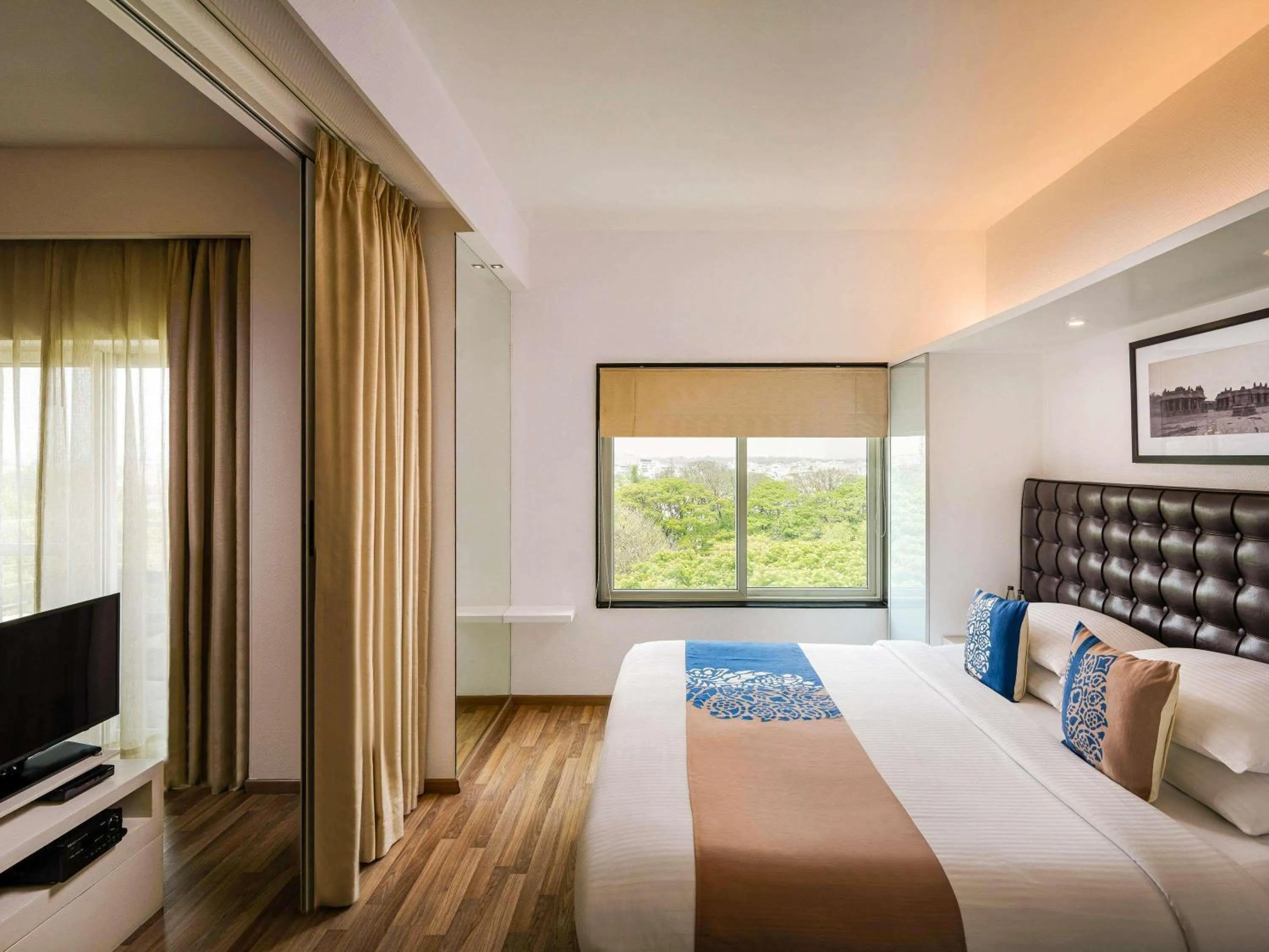 Bedroom, Bed in Grand Mercure Bangalore - An Accor Brand