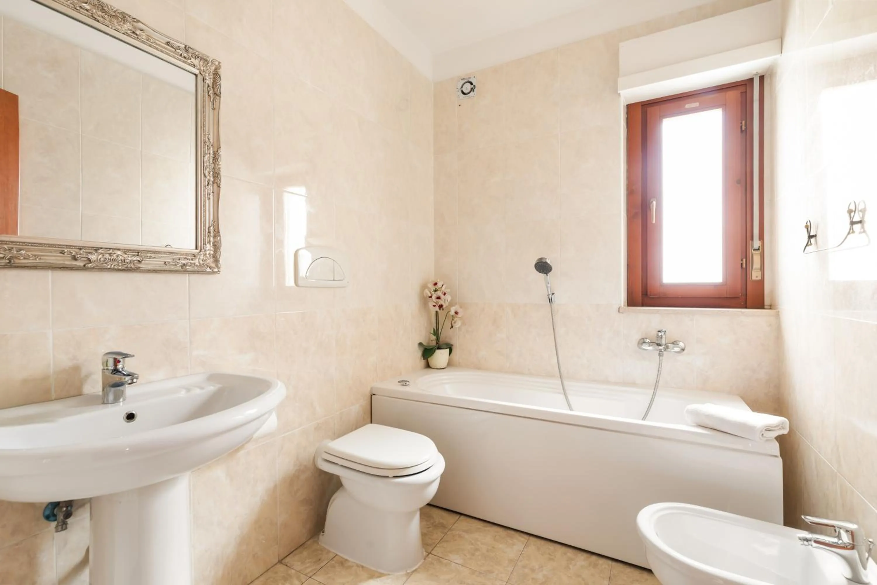 Property building in Casa Vacanze Giramondo