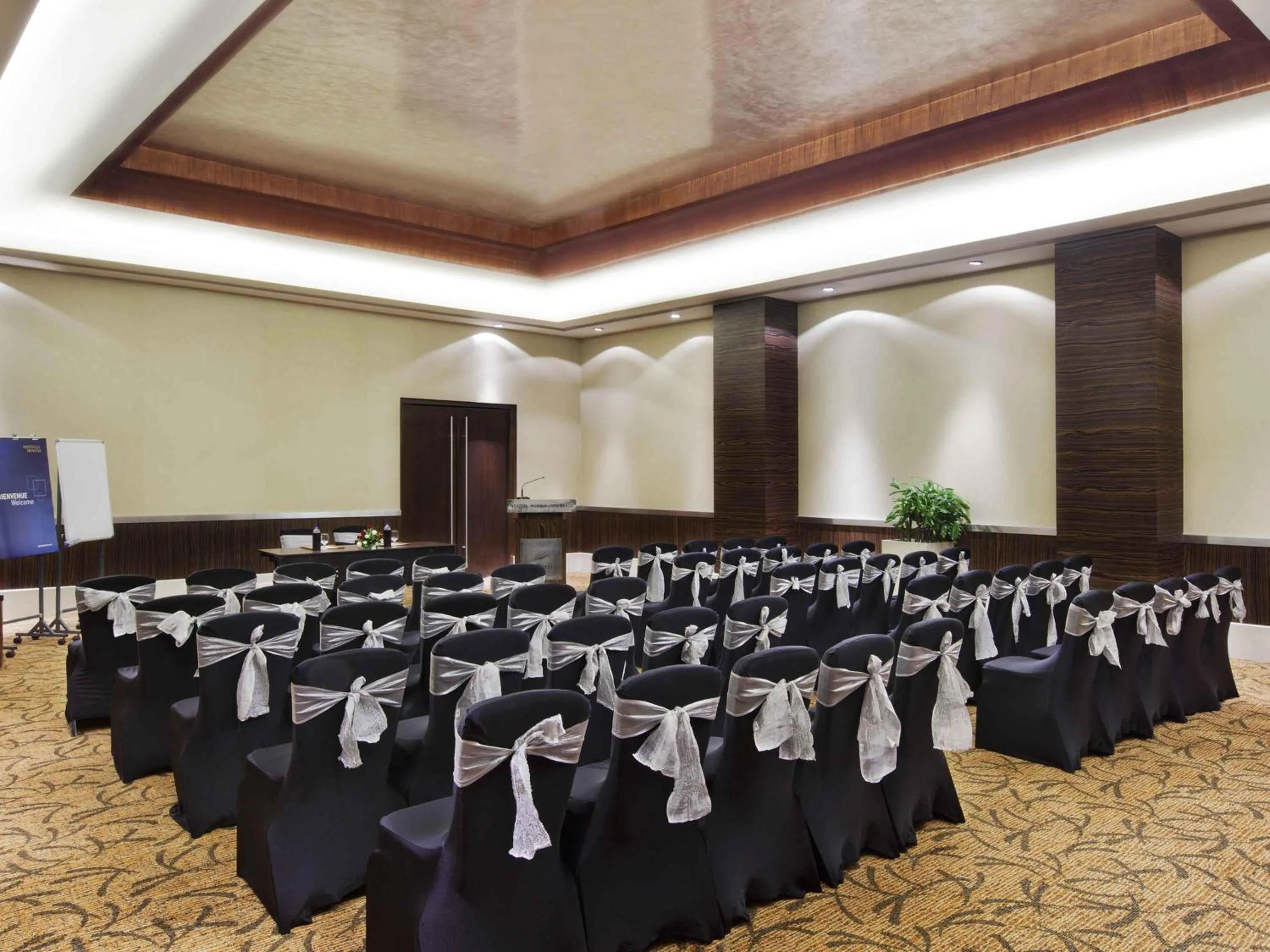 Meeting/conference room in Novotel Mumbai Juhu Beach