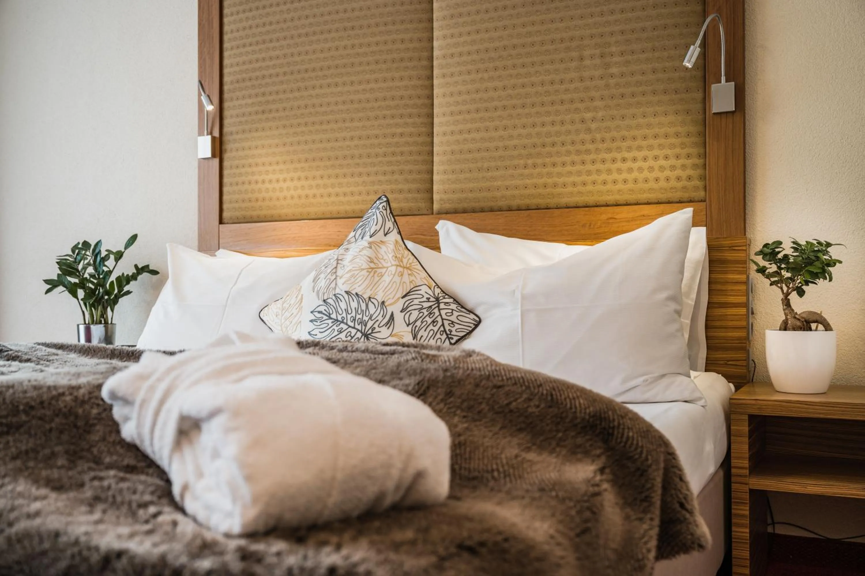 Bed in Scheffer's Hotel