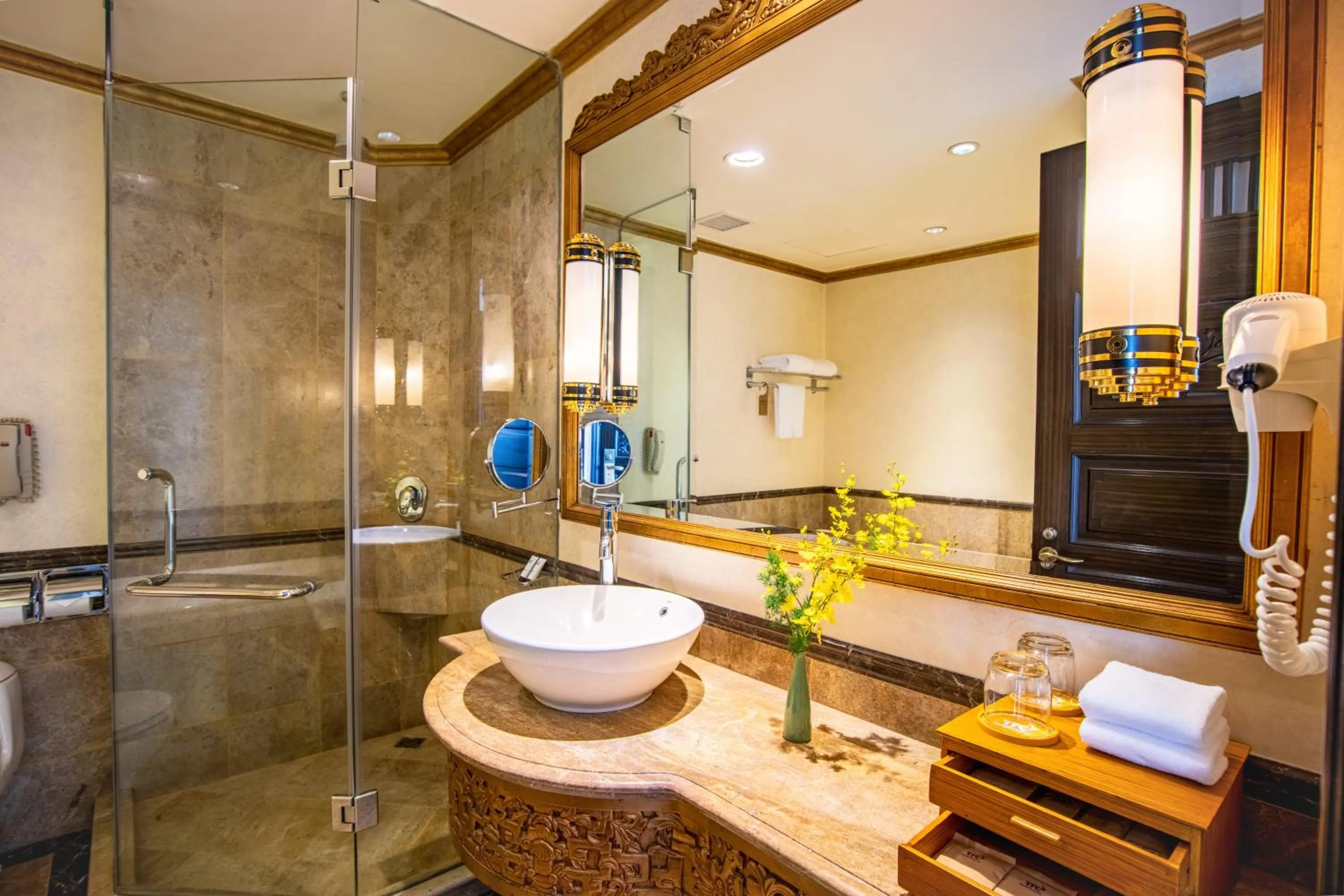 Shower in TTC Imperial Hotel