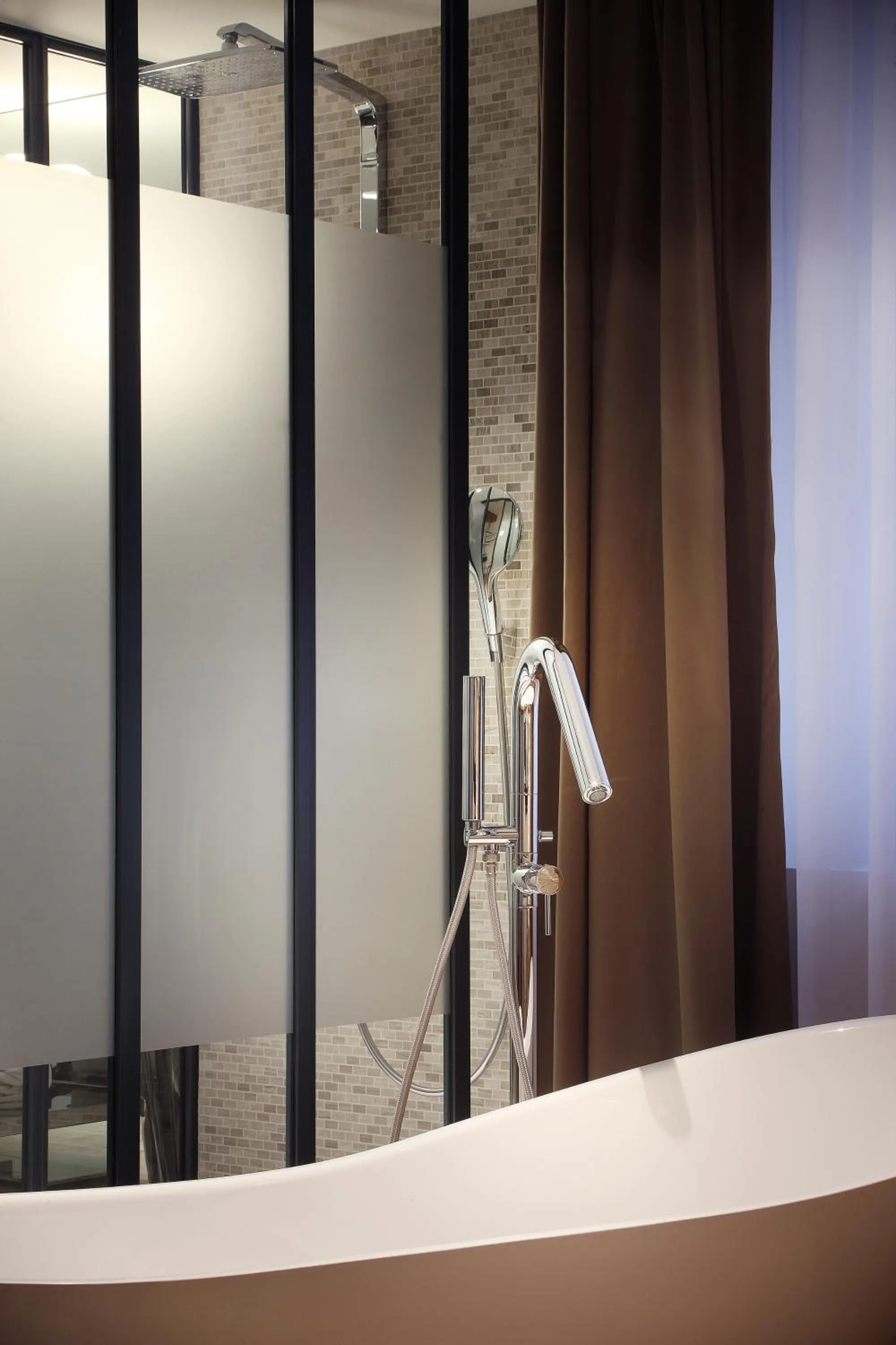 Bathroom in Petit Hôtel Confidentiel