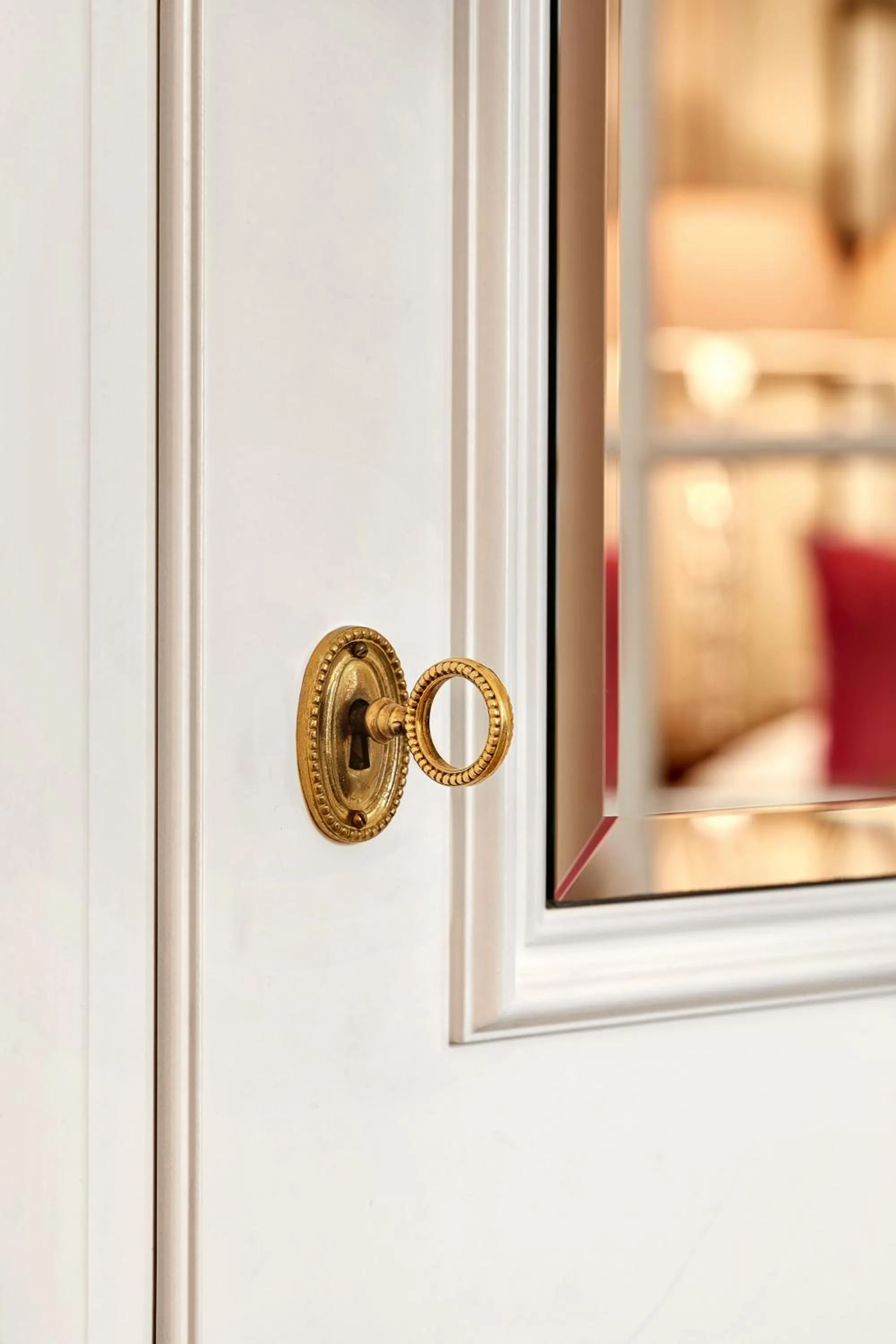 Bedroom in Baur au Lac