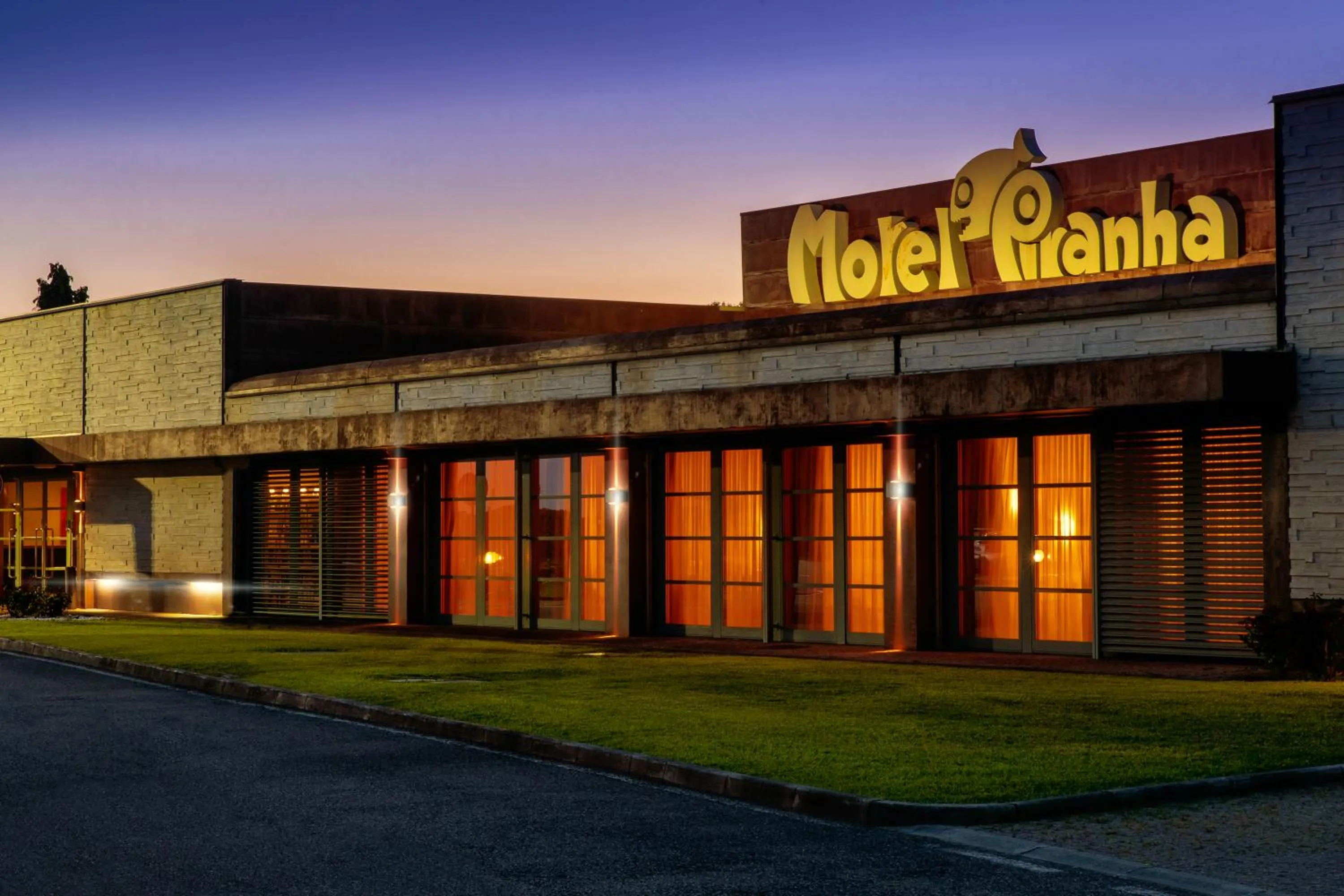 Facade/entrance in Motel Hotel Piranha