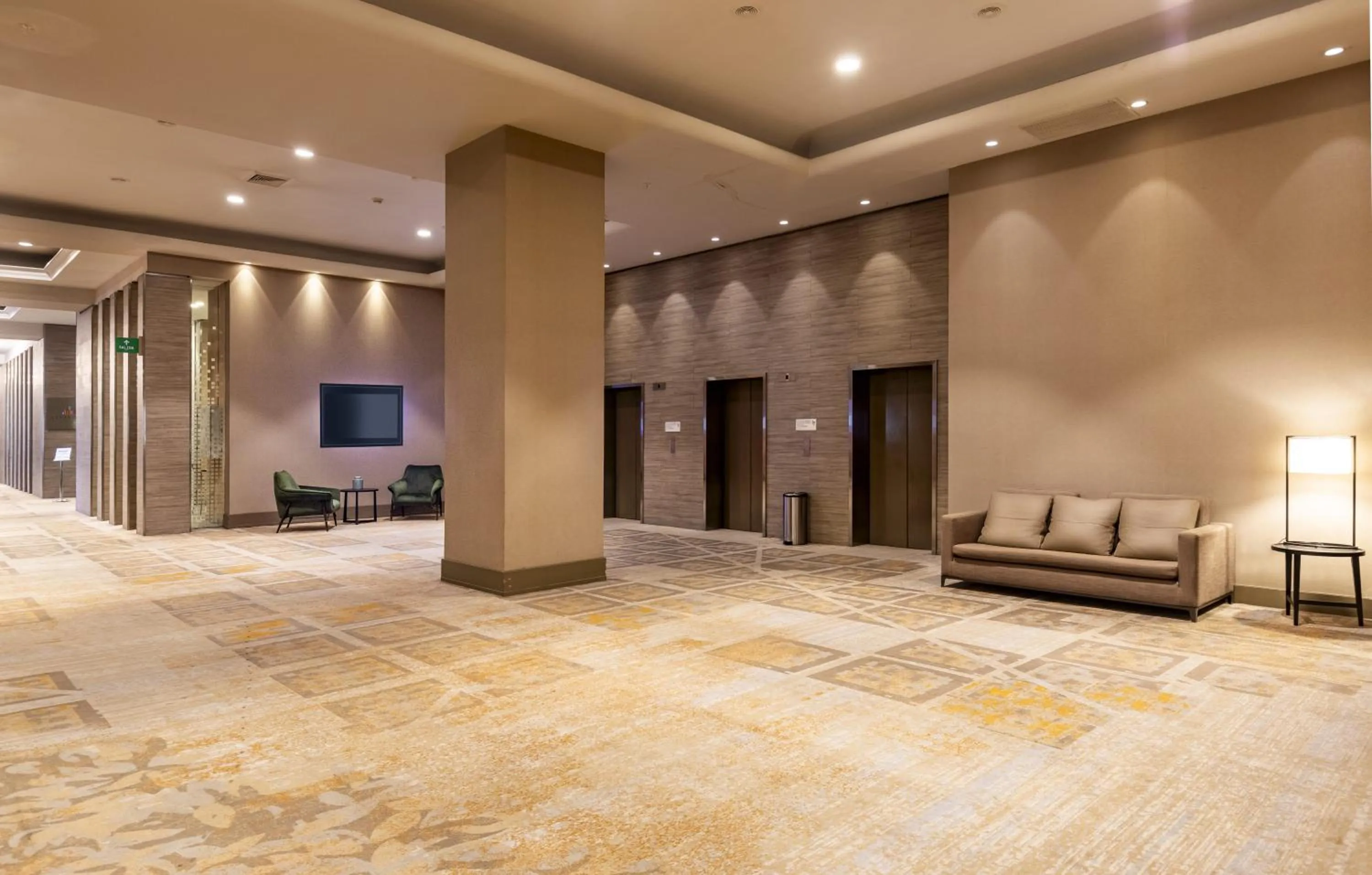 Banquet/Function facilities in Hotel Plaza Santiago