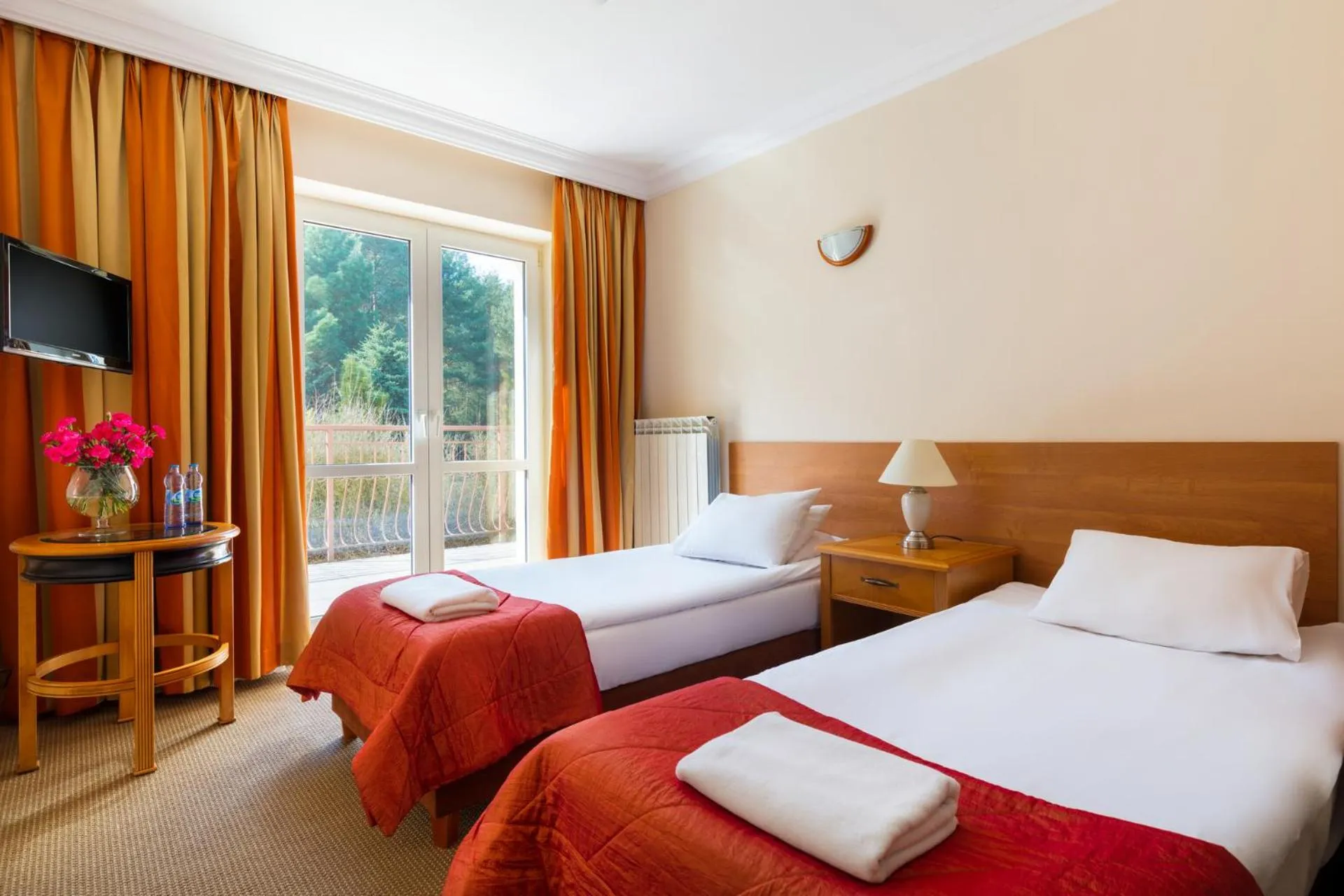 Bed in Perła Leśna Nadarzyn