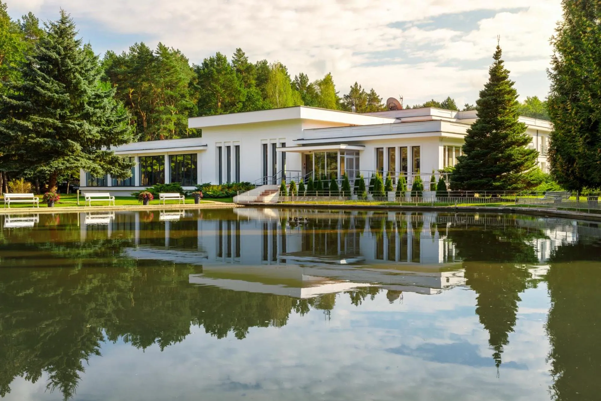 Property building in Perła Leśna Nadarzyn