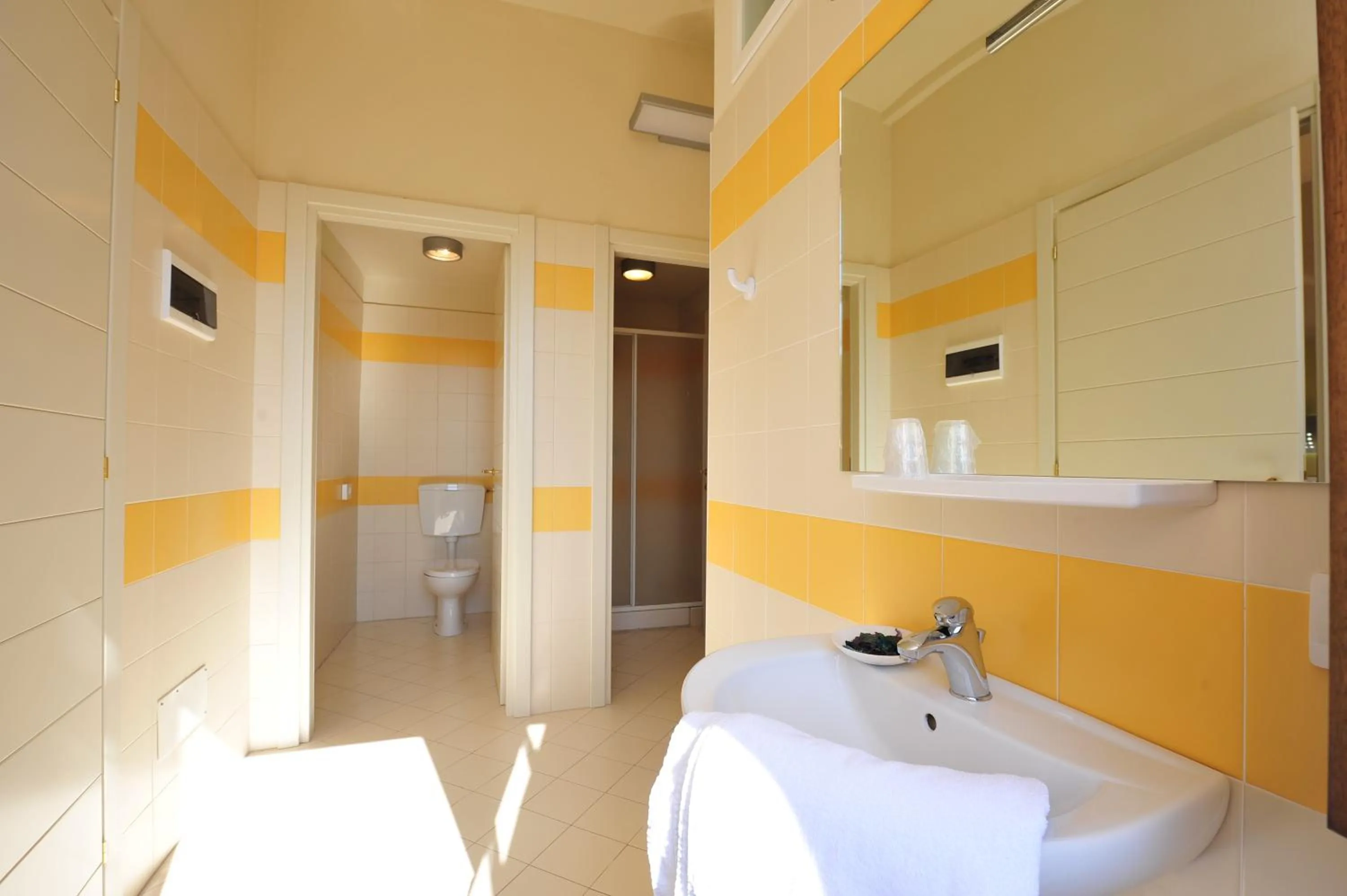 Bathroom in Chiostro Delle Monache Hostel Volterra