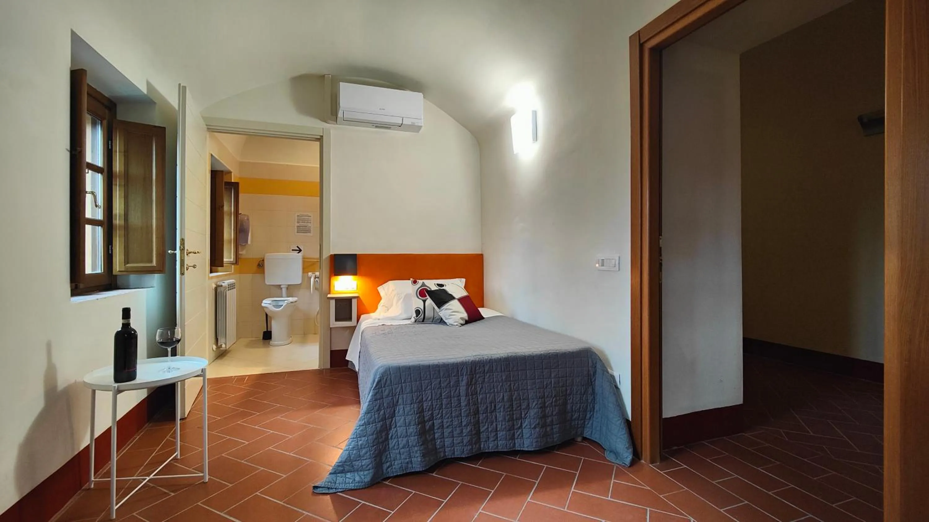 Photo of the whole room, Bed in Chiostro Delle Monache Hostel Volterra