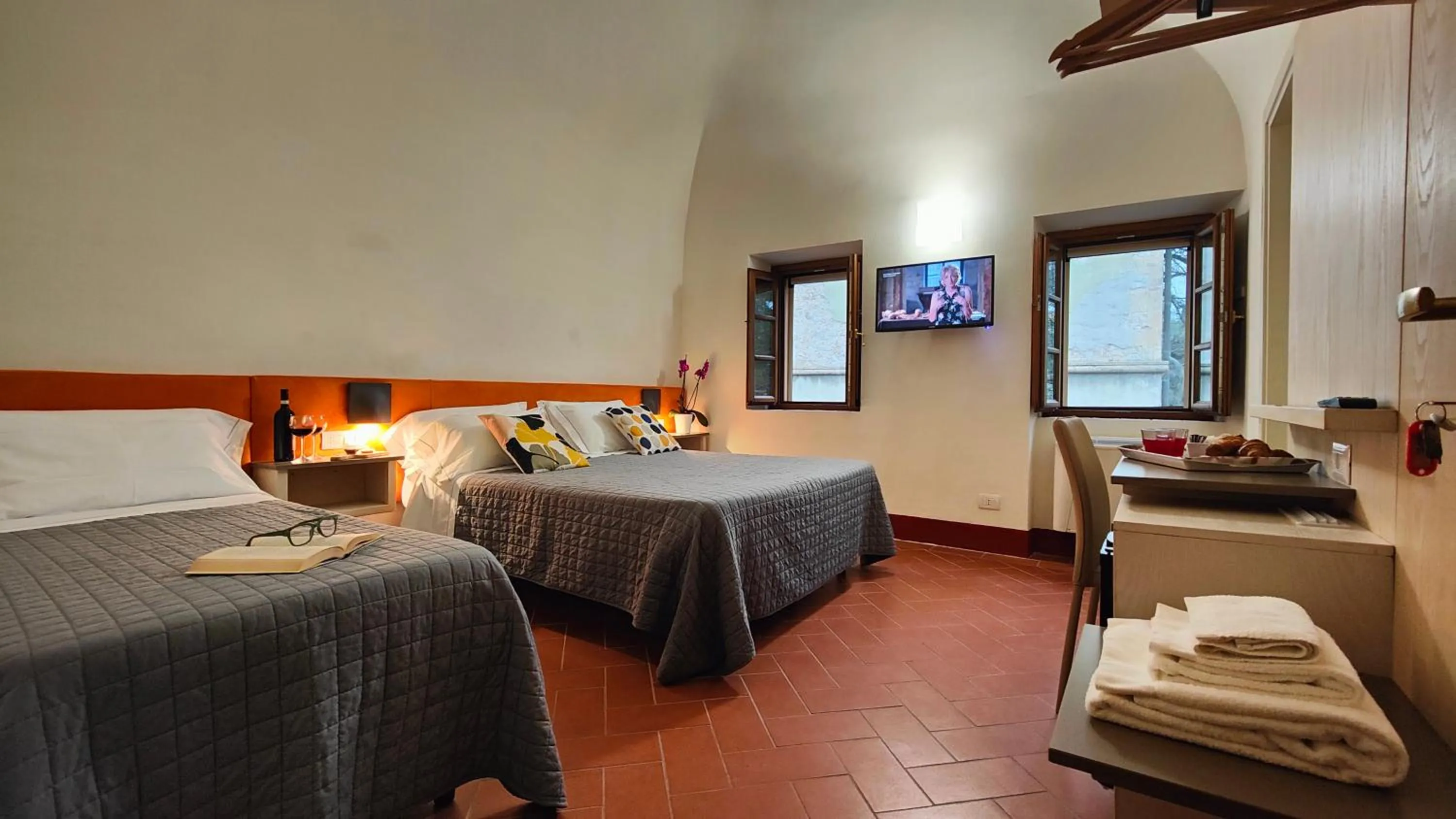 Bed in Chiostro Delle Monache Hostel Volterra