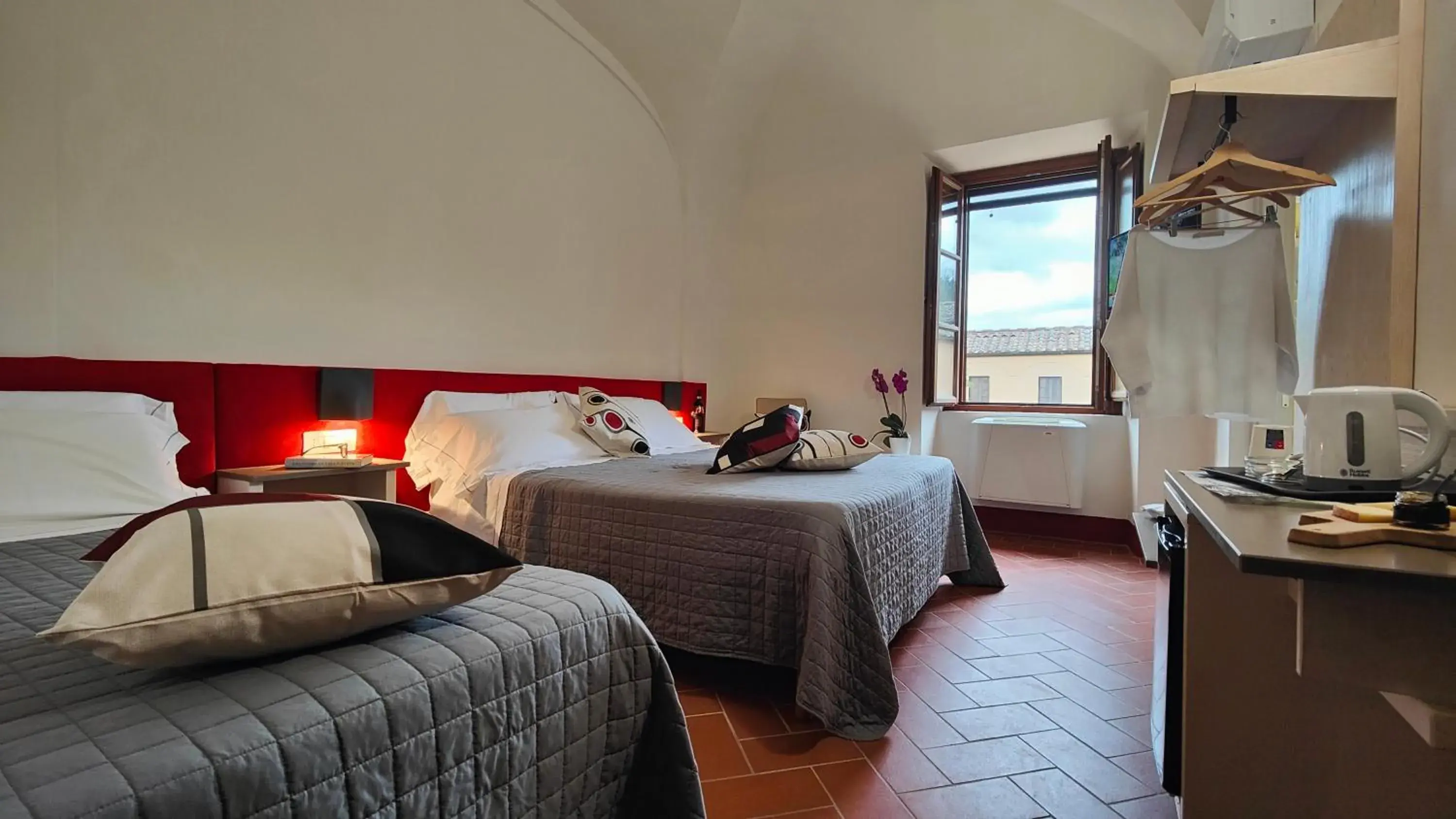 Double Room with Extra Bed in Chiostro Delle Monache Hostel Volterra Double Room with Extra Bed in Chiostro Delle Monache Hostel Volterra