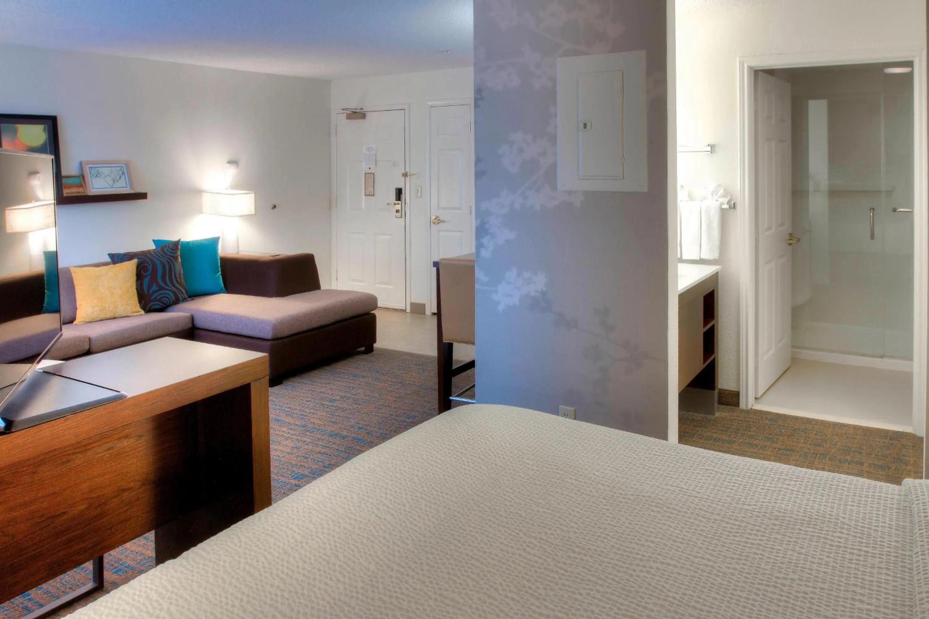 Bedroom, Bed in Residence Inn by Marriott McAllen