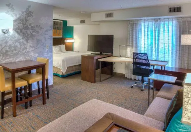Dining area, Bed in Residence Inn by Marriott McAllen