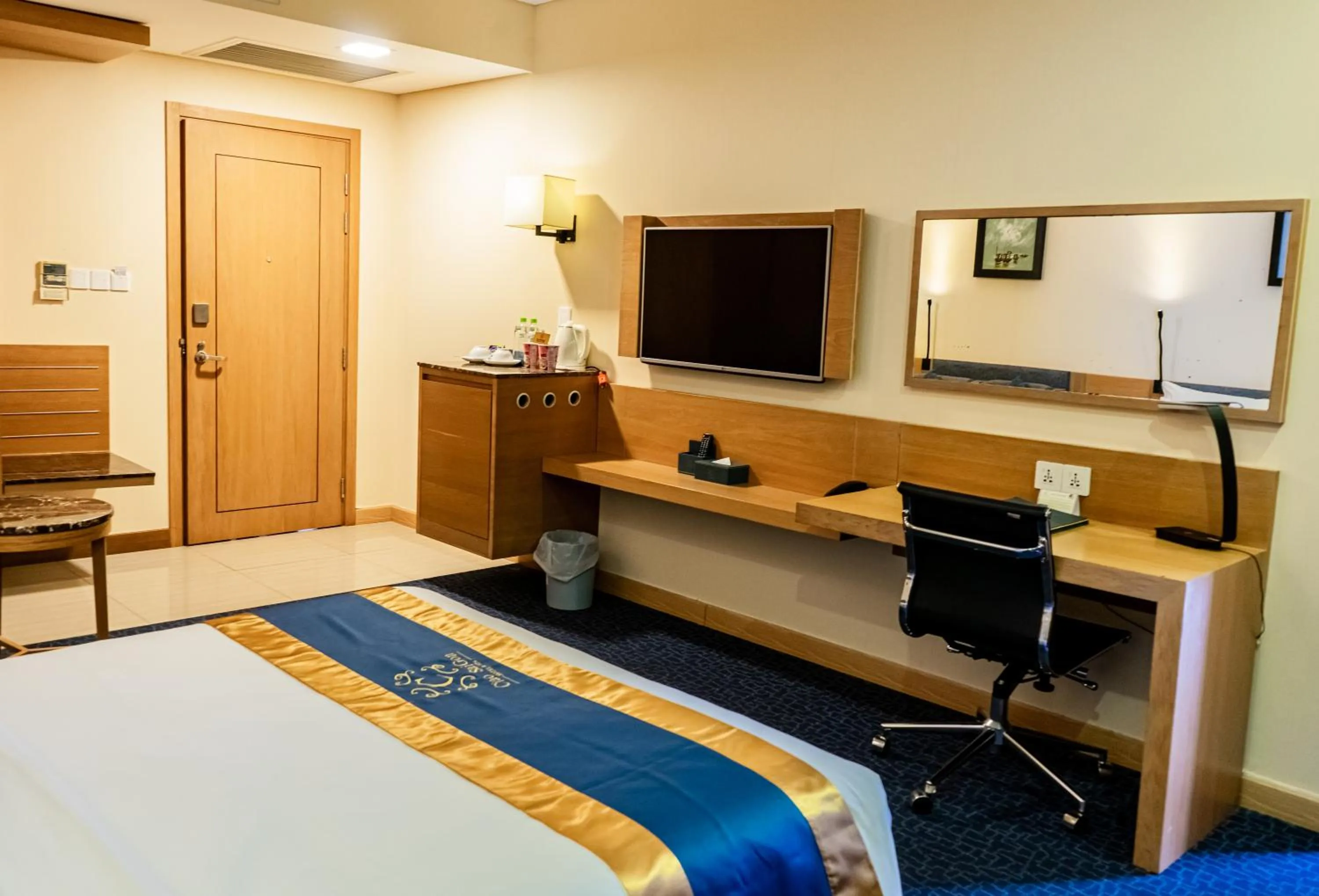 Bed in Ciao SaiGon Hotel & Spa