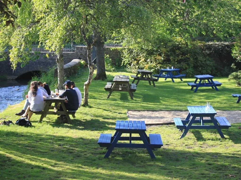 Property building in The Bathurst Arms