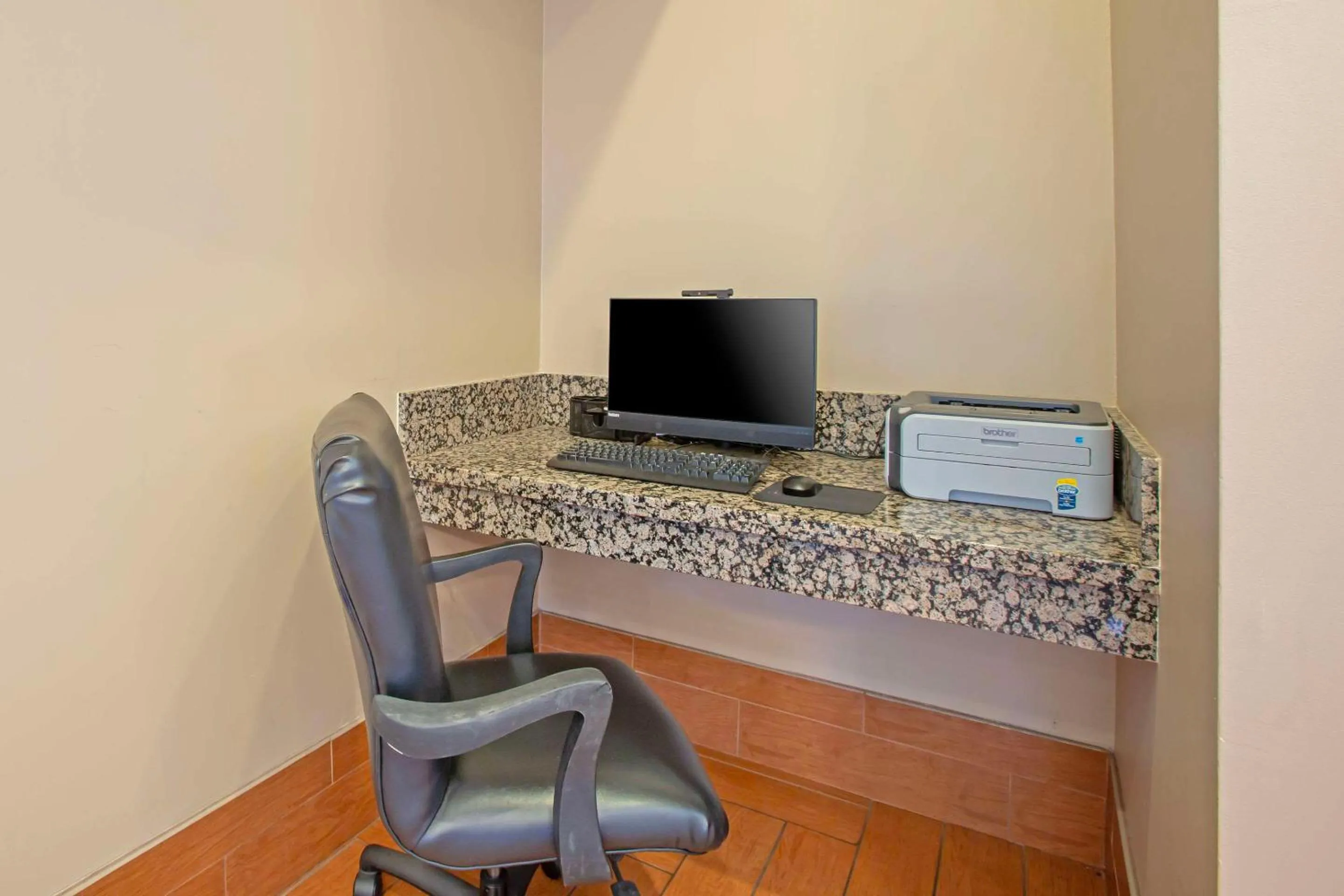 Business facilities in Comfort Inn Near Grand Canyon