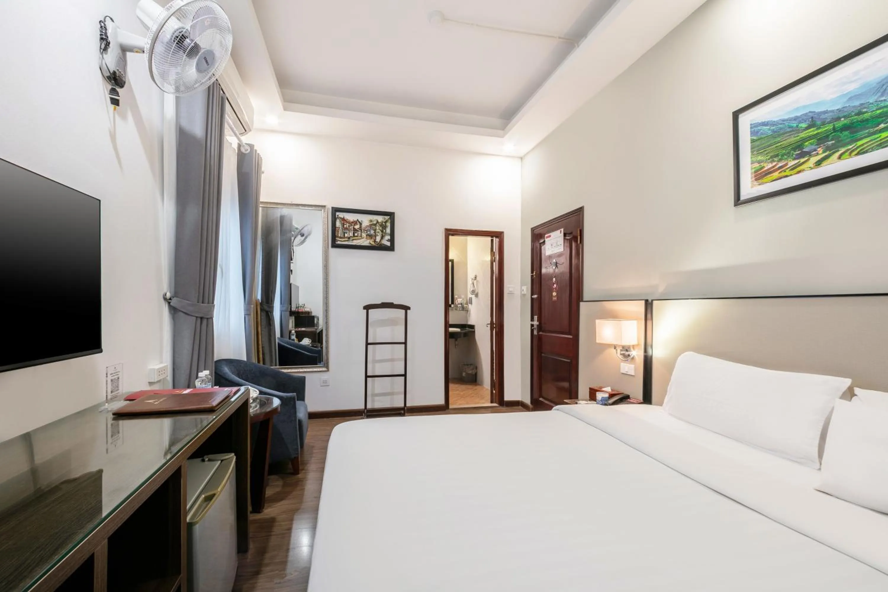 Bed in A25 Hotel - 57 Quang Trung